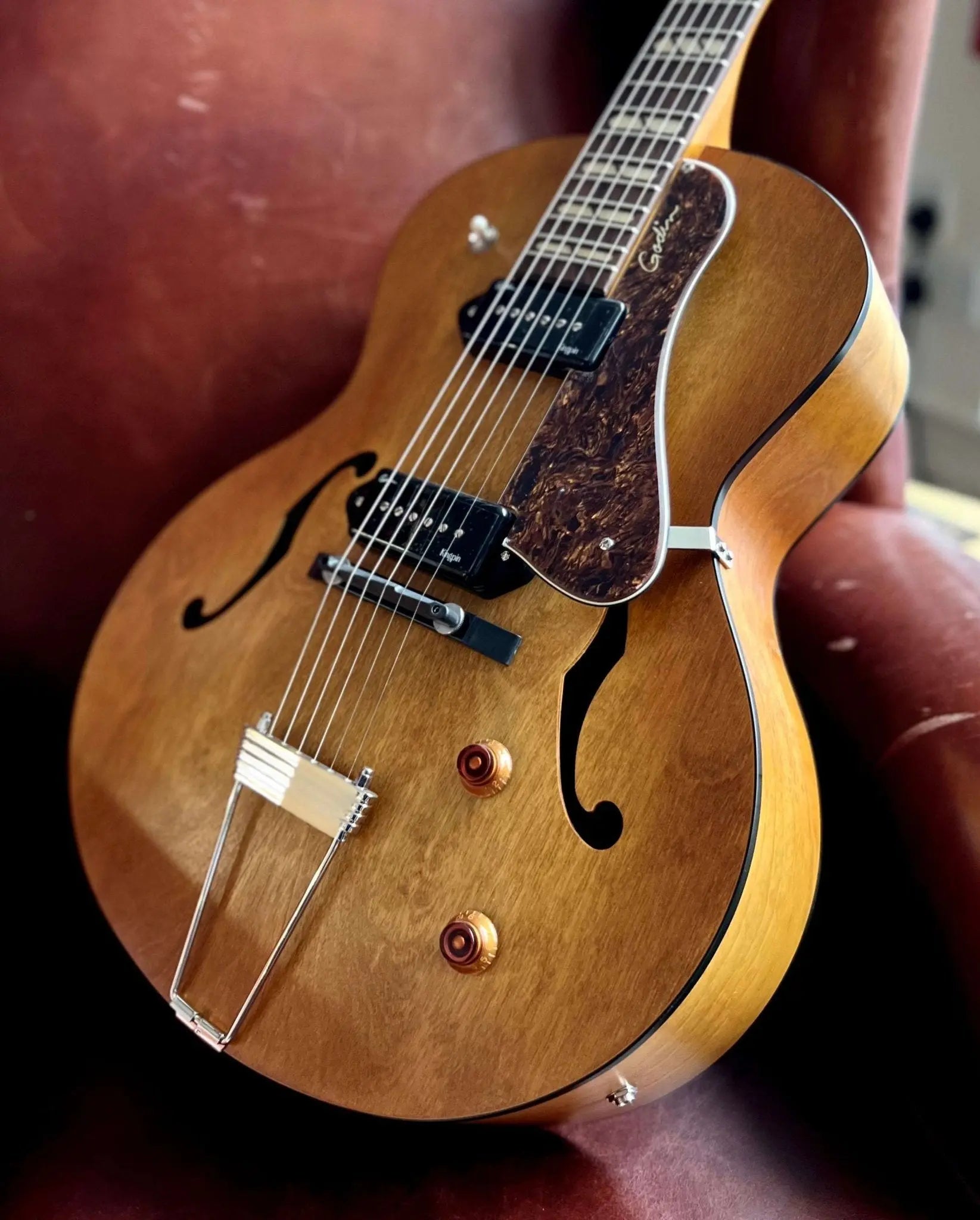 Godin 5th Avenue Jumbo P90 Semi - Acoustic Guitar ~ Harvest Gold - Richards Guitars Of Stratford Upon Avon