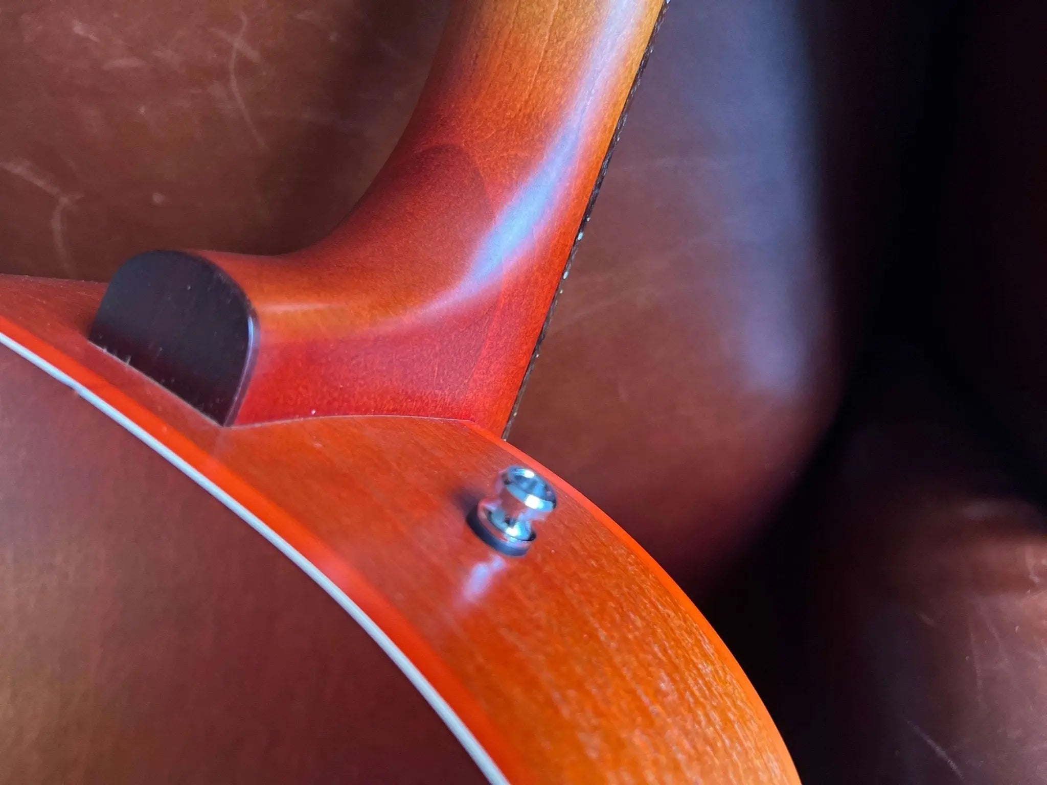 Godin 5th Avenue Jumbo Semi - Acoustic Guitar ~ Memphis Sun - Richards Guitars Of Stratford Upon Avon