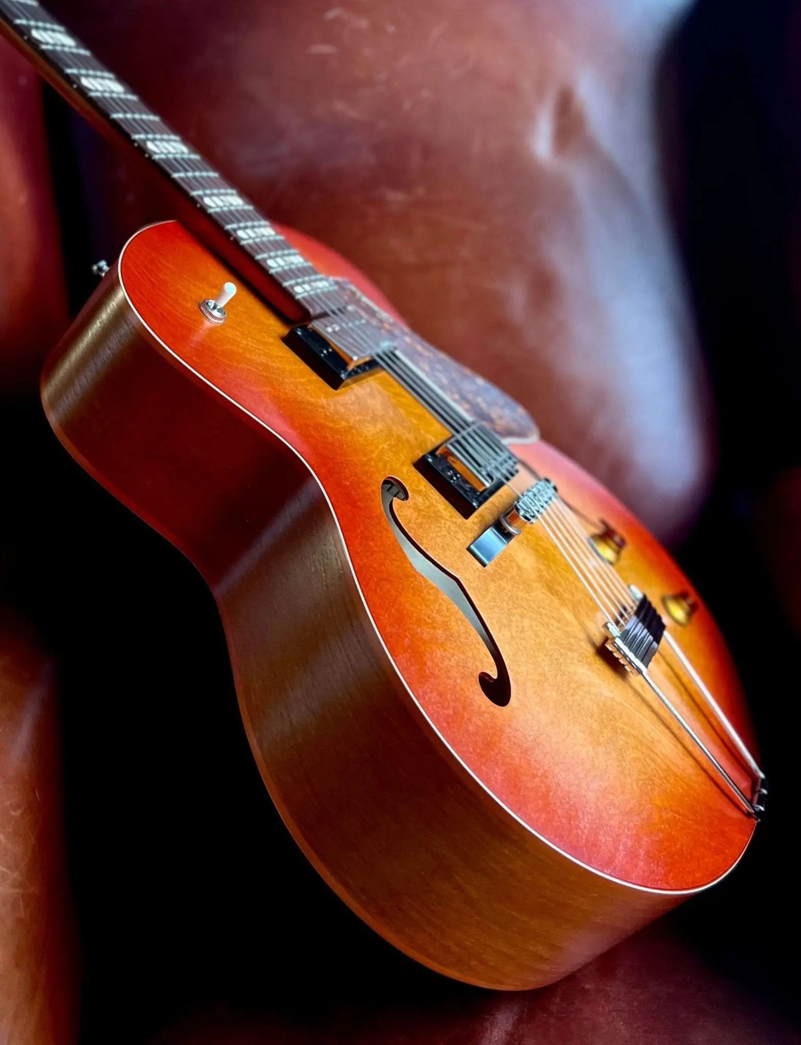 Godin 5th Avenue Jumbo Semi - Acoustic Guitar ~ Memphis Sun - Richards Guitars Of Stratford Upon Avon