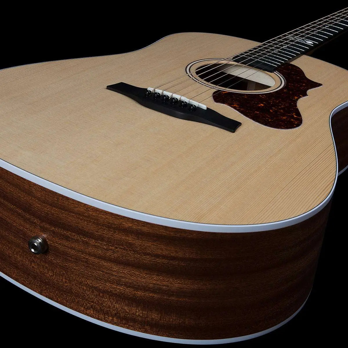 Godin Metropolis Classic Element Electro - Acoustic Guitar with Bag ~ Natural - Richards Guitars Of Stratford Upon Avon