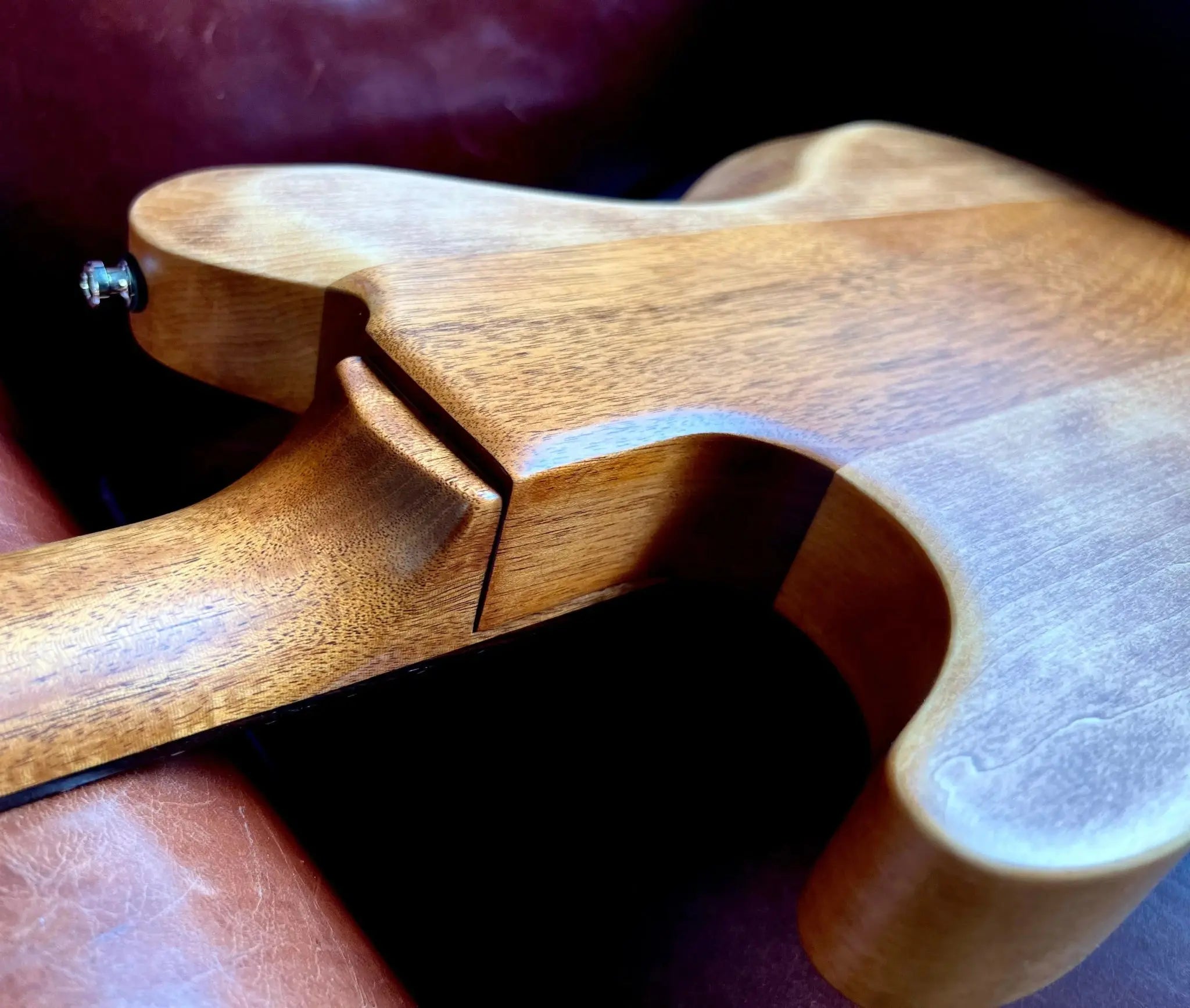 Godin Radium Electric Guitar ~ Winchester Brown RN - Richards Guitars Of Stratford Upon Avon