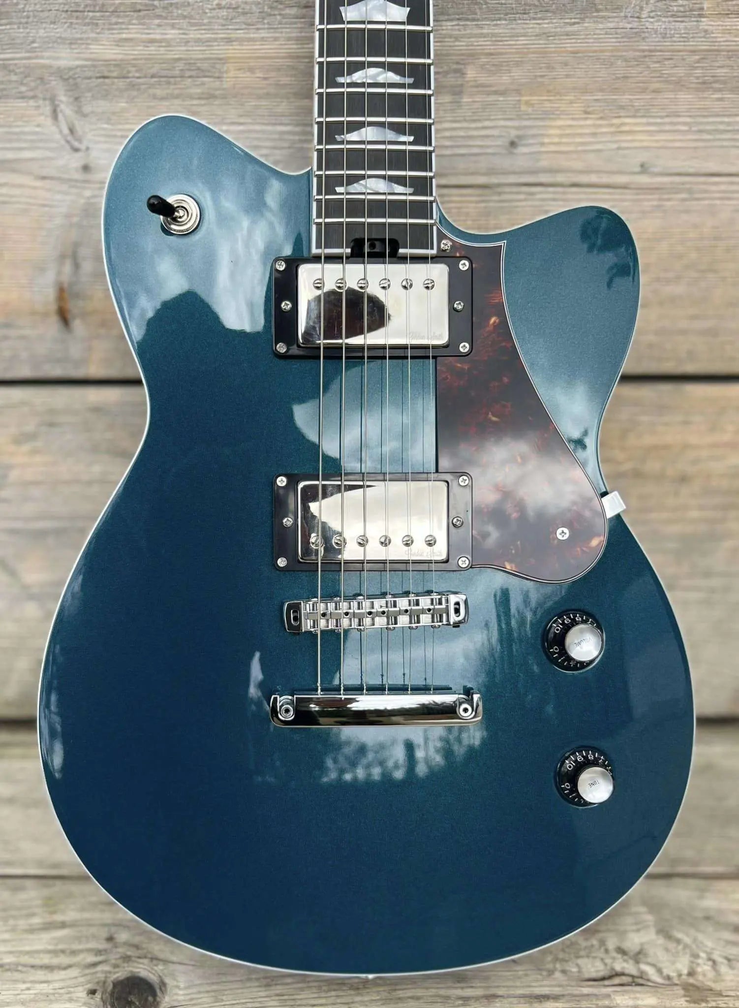 Gordon Smith Grande (Blue) Plus Hand Made Walsall Leather Guitar Strap (Worth £120) - Richards Guitars Of Stratford Upon Avon