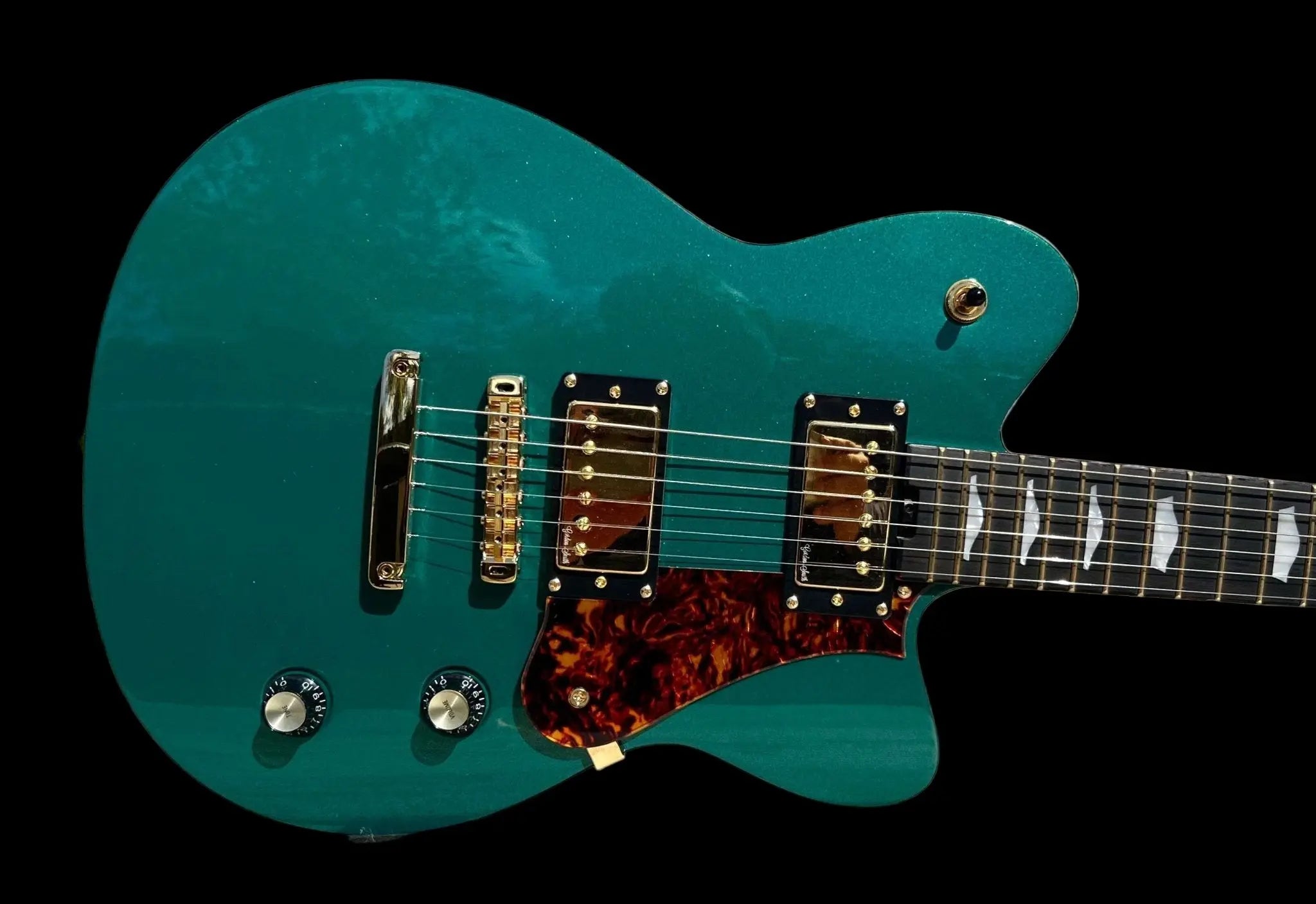 Gordon Smith Grande (Green) Plus Hand Made Walsall Leather Guitar Strap (Worth £120) - Richards Guitars Of Stratford Upon Avon