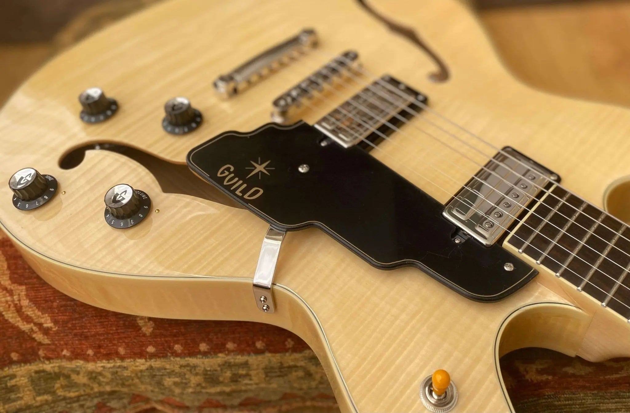 Guild STARFIRE IV ST FLAME MAPLE (ONE ONLY AT THIS PRICE) - Richards Guitars Of Stratford Upon Avon