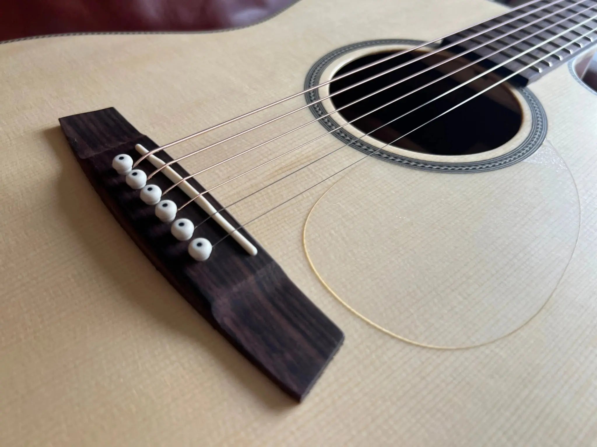 Kremona M25 Cutaway Acoustic Guitar - Richards Guitars Of Stratford Upon Avon