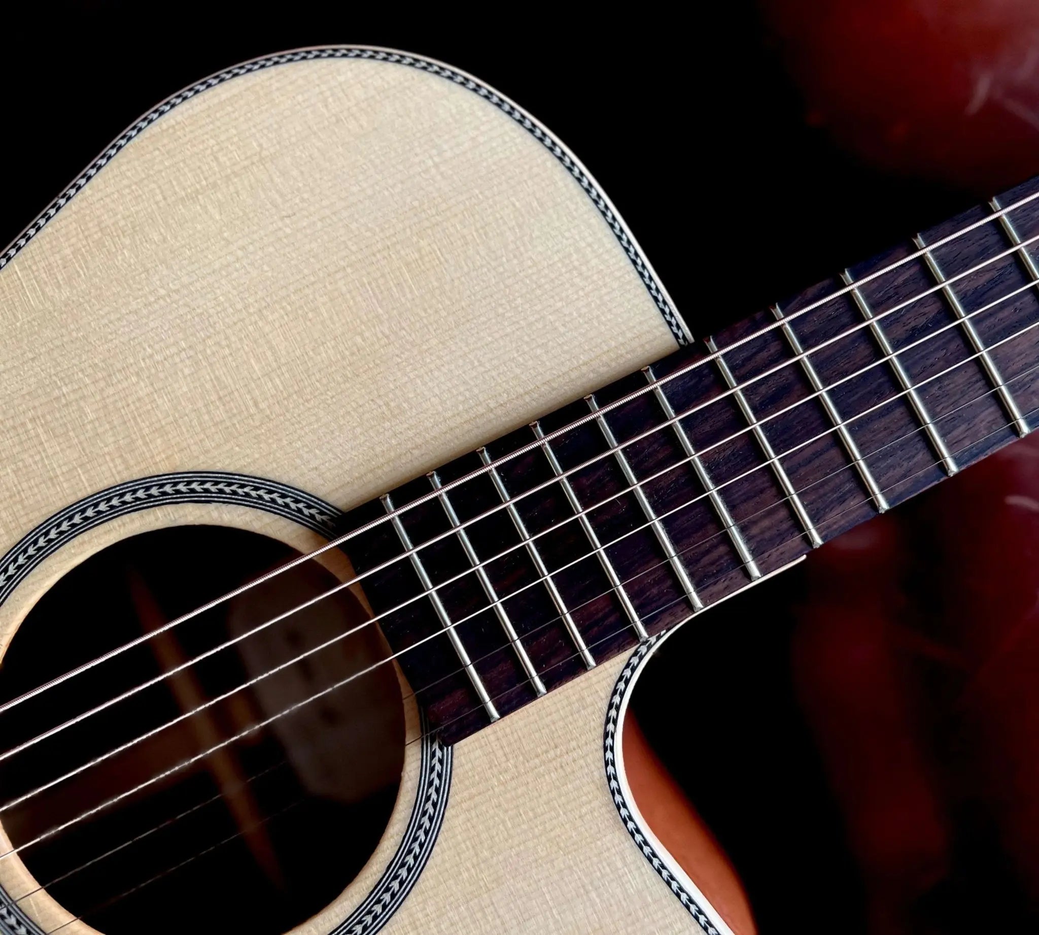 Kremona M25 Cutaway Acoustic Guitar - Richards Guitars Of Stratford Upon Avon