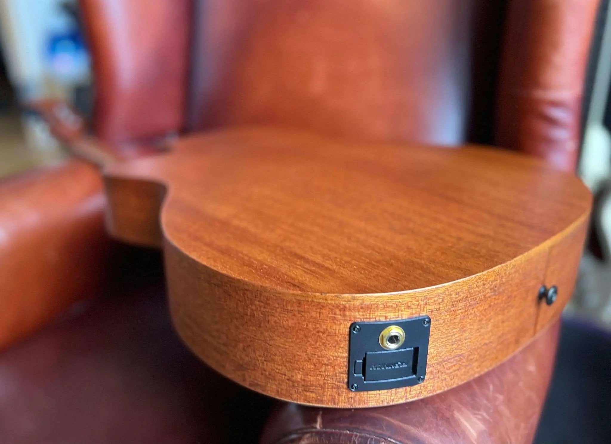 LAG TRAMONTANE TN170ASCE COUNTRY AUDITORIUM SLIM CUTAWAY Nylon Electro - Richards Guitars Of Stratford Upon Avon