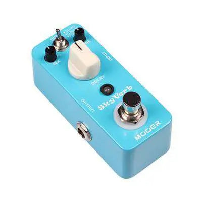 MOOER SKY VERB DIGITAL REVERB PEDAL - Richards Guitars Of Stratford Upon Avon