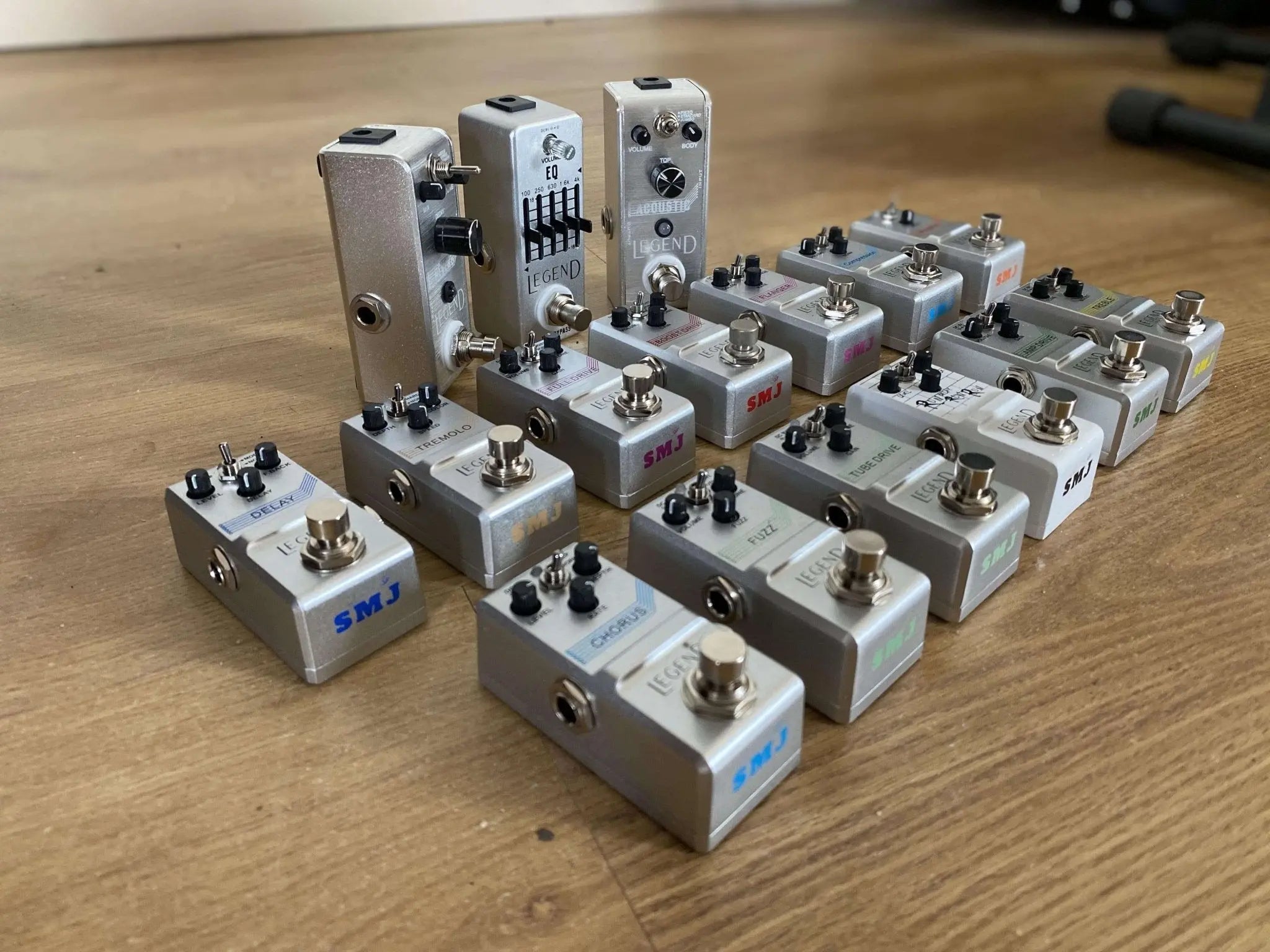 Rguitars Showroom Experience Voucher Worth £250 Plus FREE Tone Control Appointment & FREE Limited Edition (50 Only) Run Run Run Delay Pedal - Richards Guitars Of Stratford Upon Avon