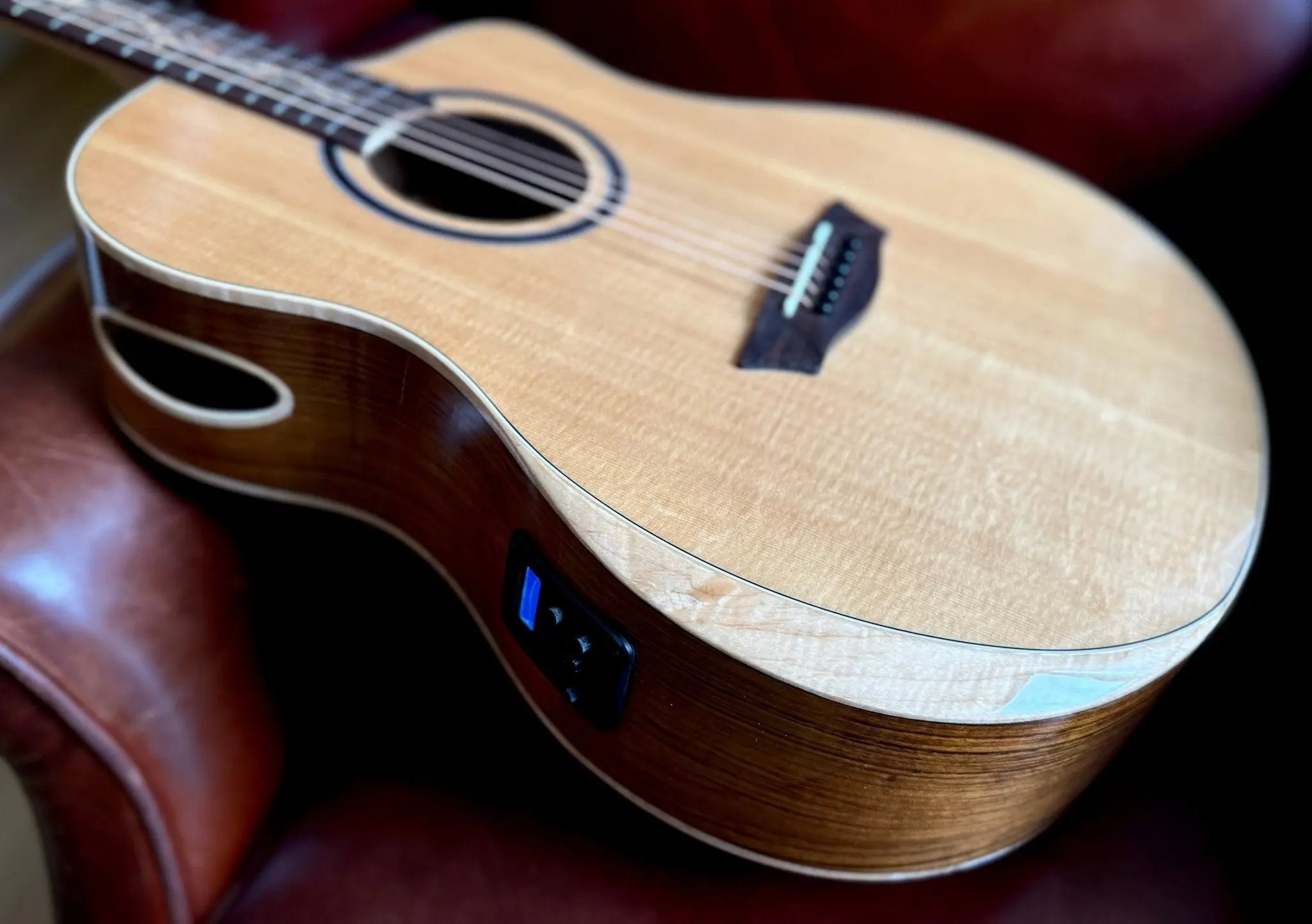 Washburn Bella Tono SUPREMA SC40SCE - Natural - NEW 2025 Electro Acoustic Guitar - Richards Guitars Of Stratford Upon Avon