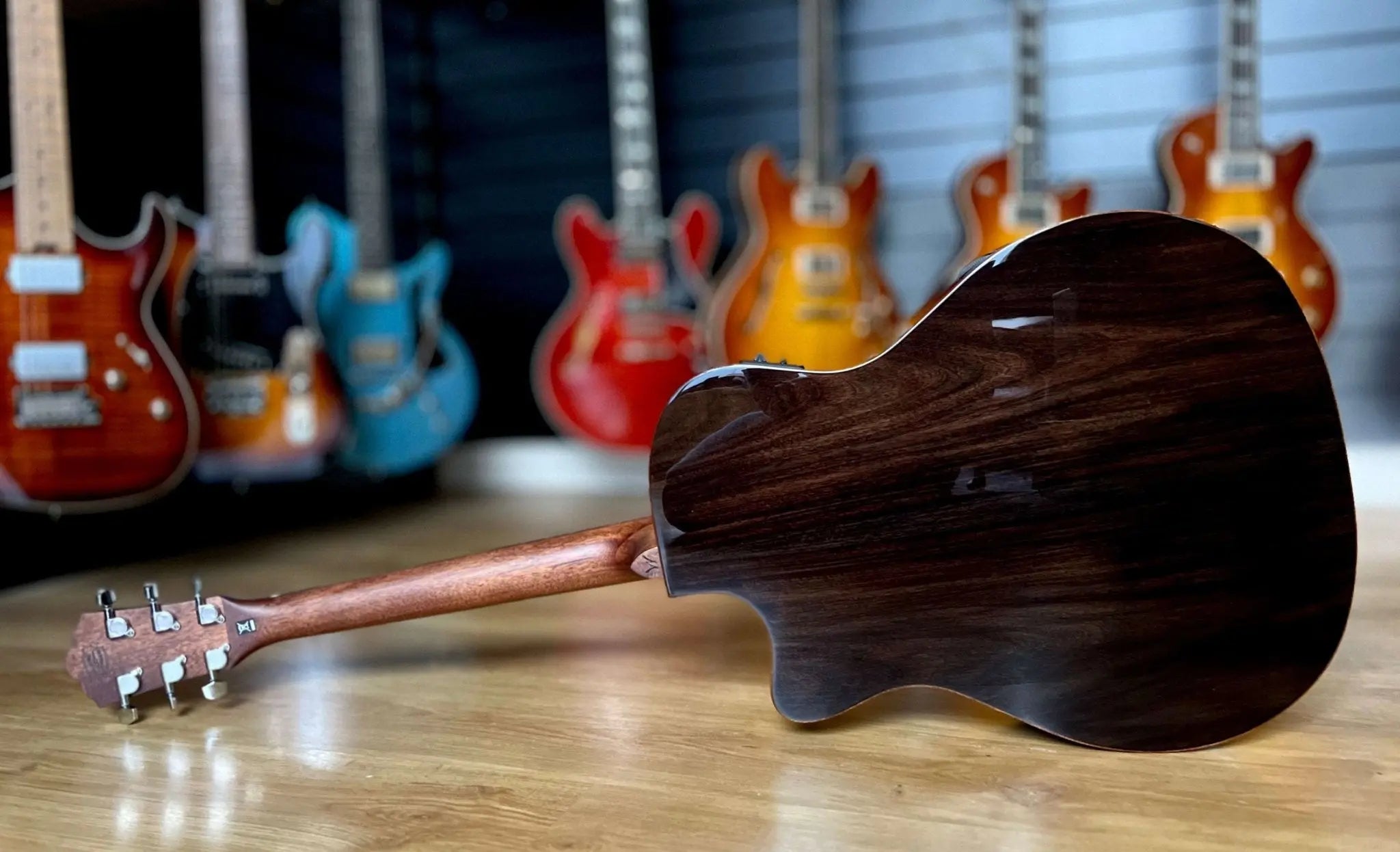 Washburn G20SCE - Grand Auditorium - Natural Electro Acoustic Guitar - Richards Guitars Of Stratford Upon Avon