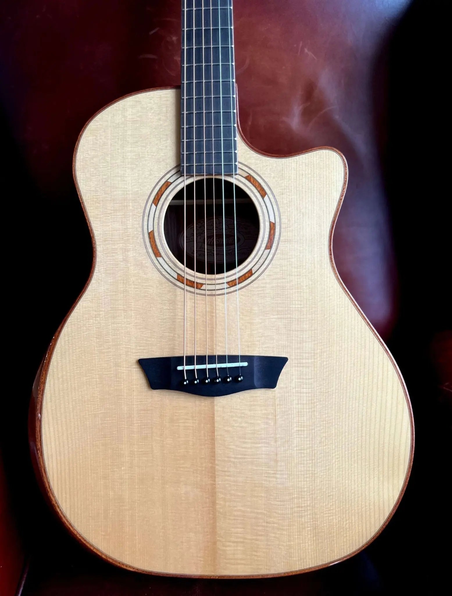 Washburn G20SCE - Grand Auditorium - Natural Electro Acoustic Guitar - Richards Guitars Of Stratford Upon Avon