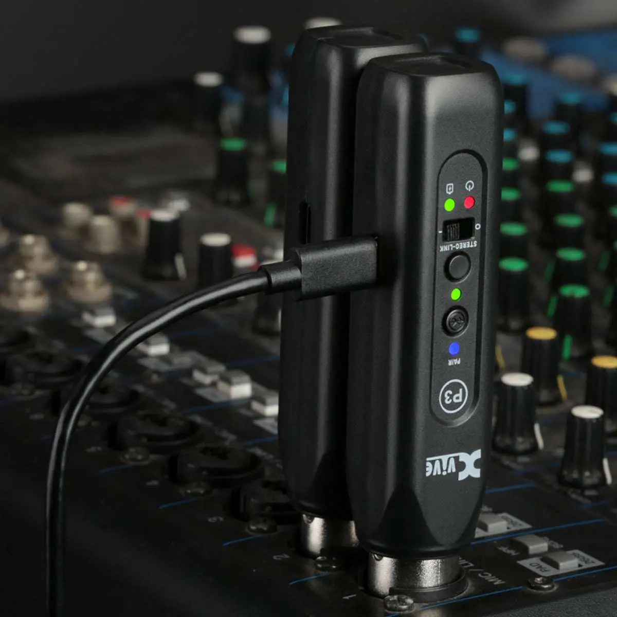 Xvive Bluetooth Audio Receiver - Richards Guitars Of Stratford Upon Avon