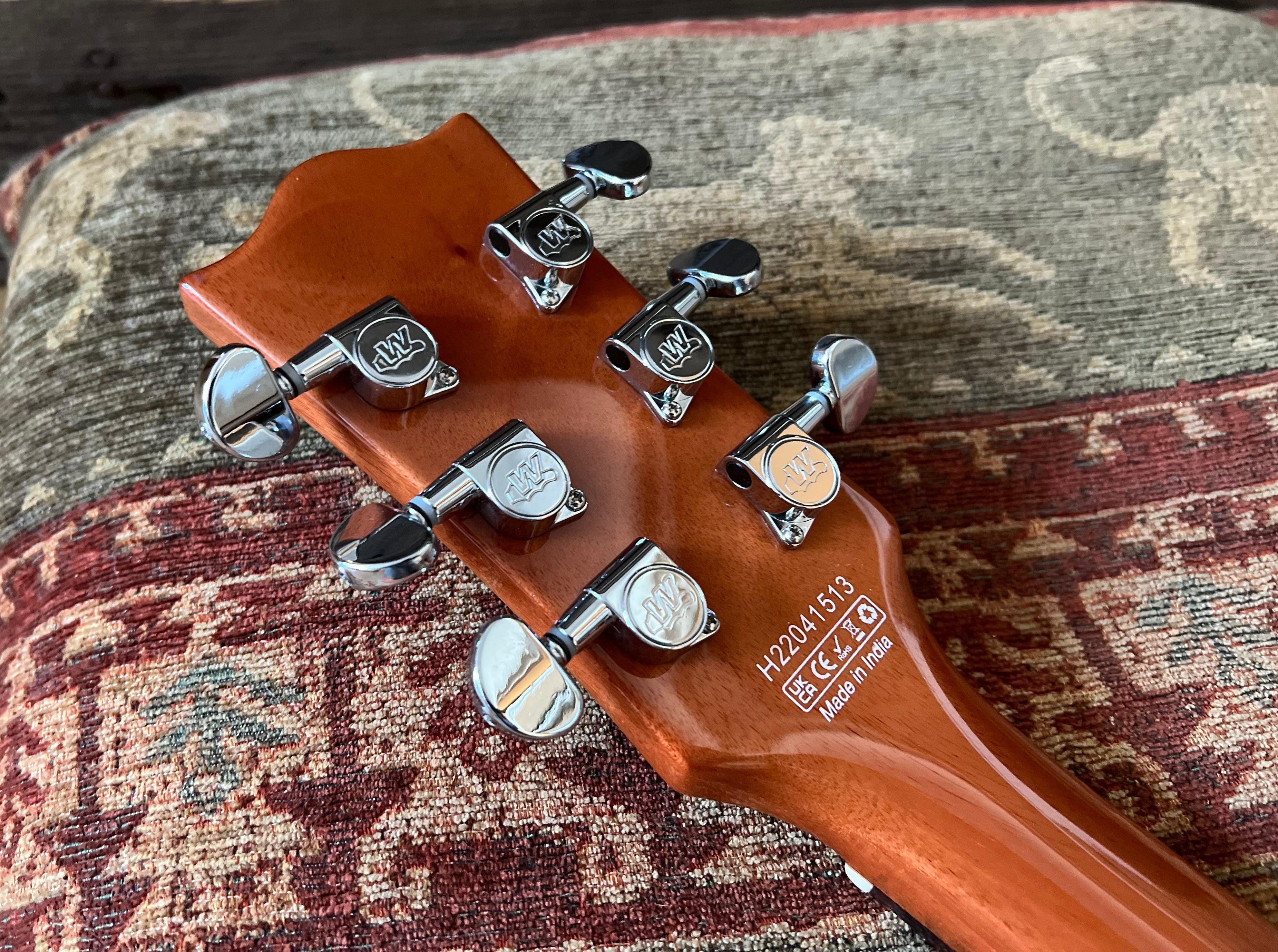 GUITARRA FRET KING ECLAT STANDARD - MAHOGANY NATURAL (Incluye Nuestro £85 Pro Setup Gratis), Guitarra Eléctrica en venta en Richards Guitars.