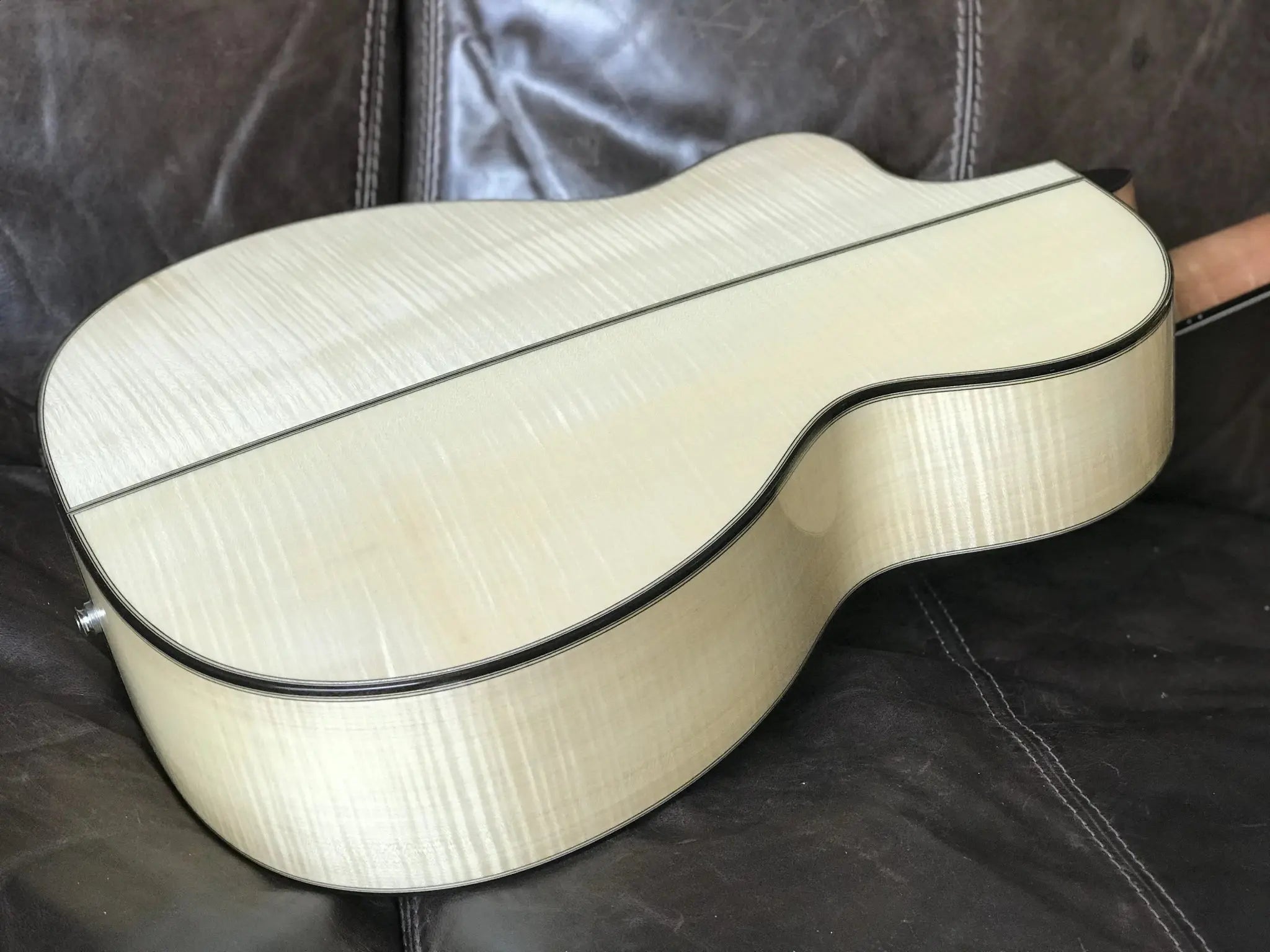 Auden Artist 45 Chester Maple Cutaway. - Richards Guitars Of Stratford Upon Avon