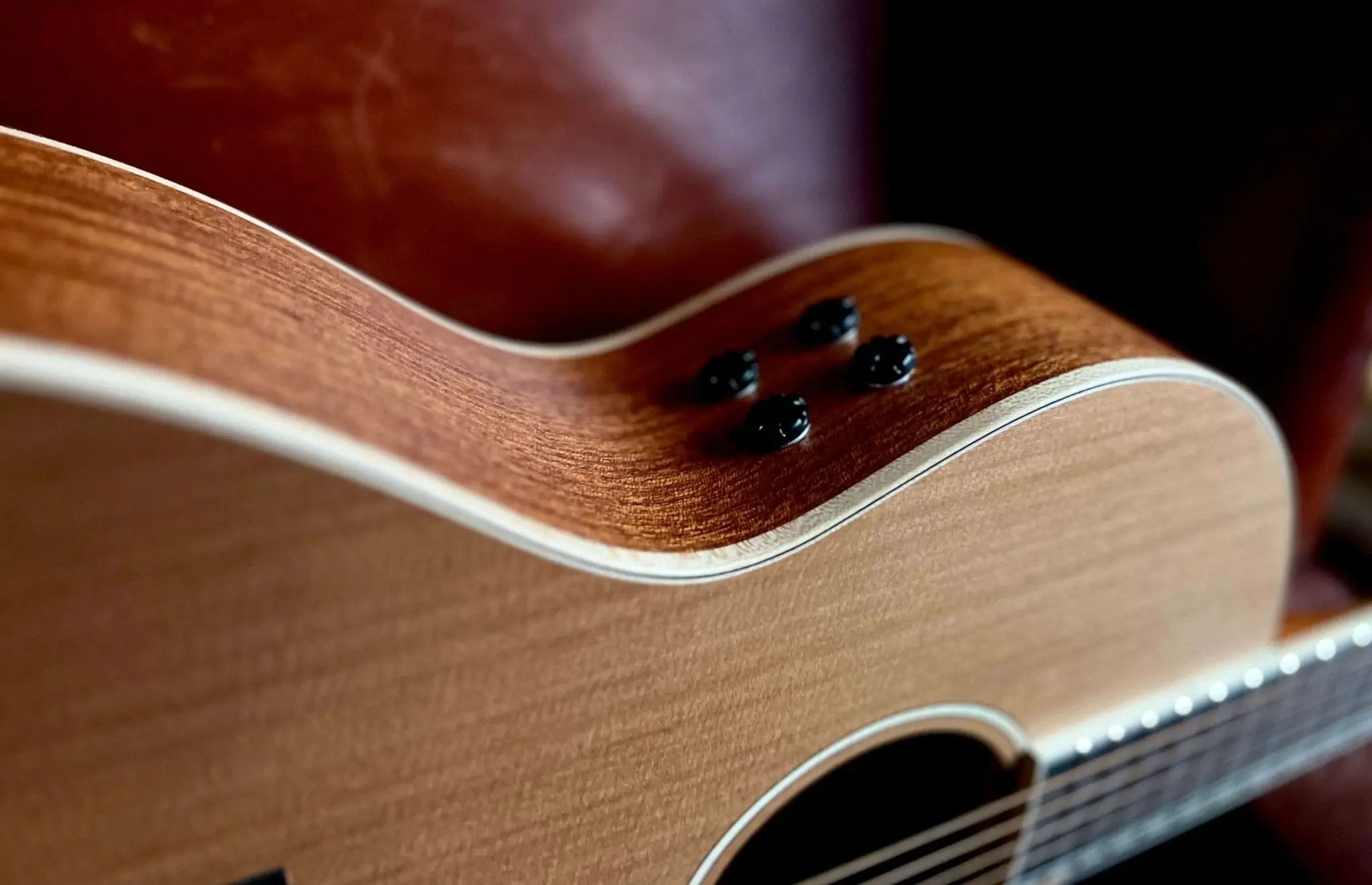 Auden Neo Chester Cutaway. - Richards Guitars Of Stratford Upon Avon