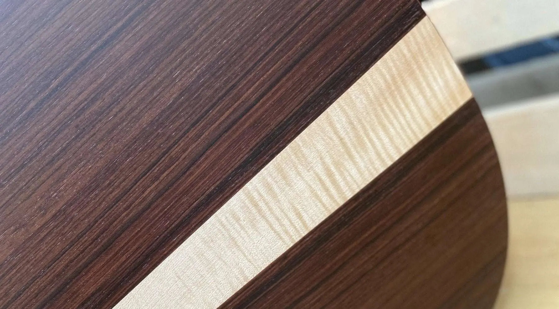 Dowina Custom Option: 3 Piece Back (Trio Plate) - Richards Guitars Of Stratford Upon Avon