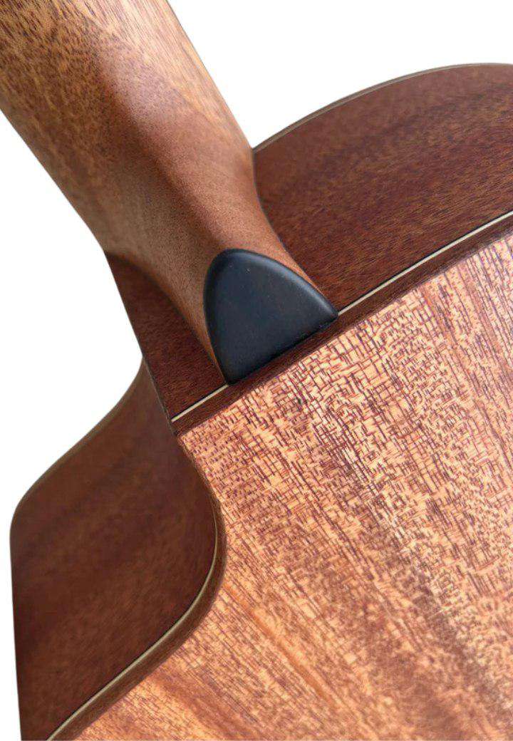 Dowina Mahogany GAC - Richards Guitars Of Stratford Upon Avon