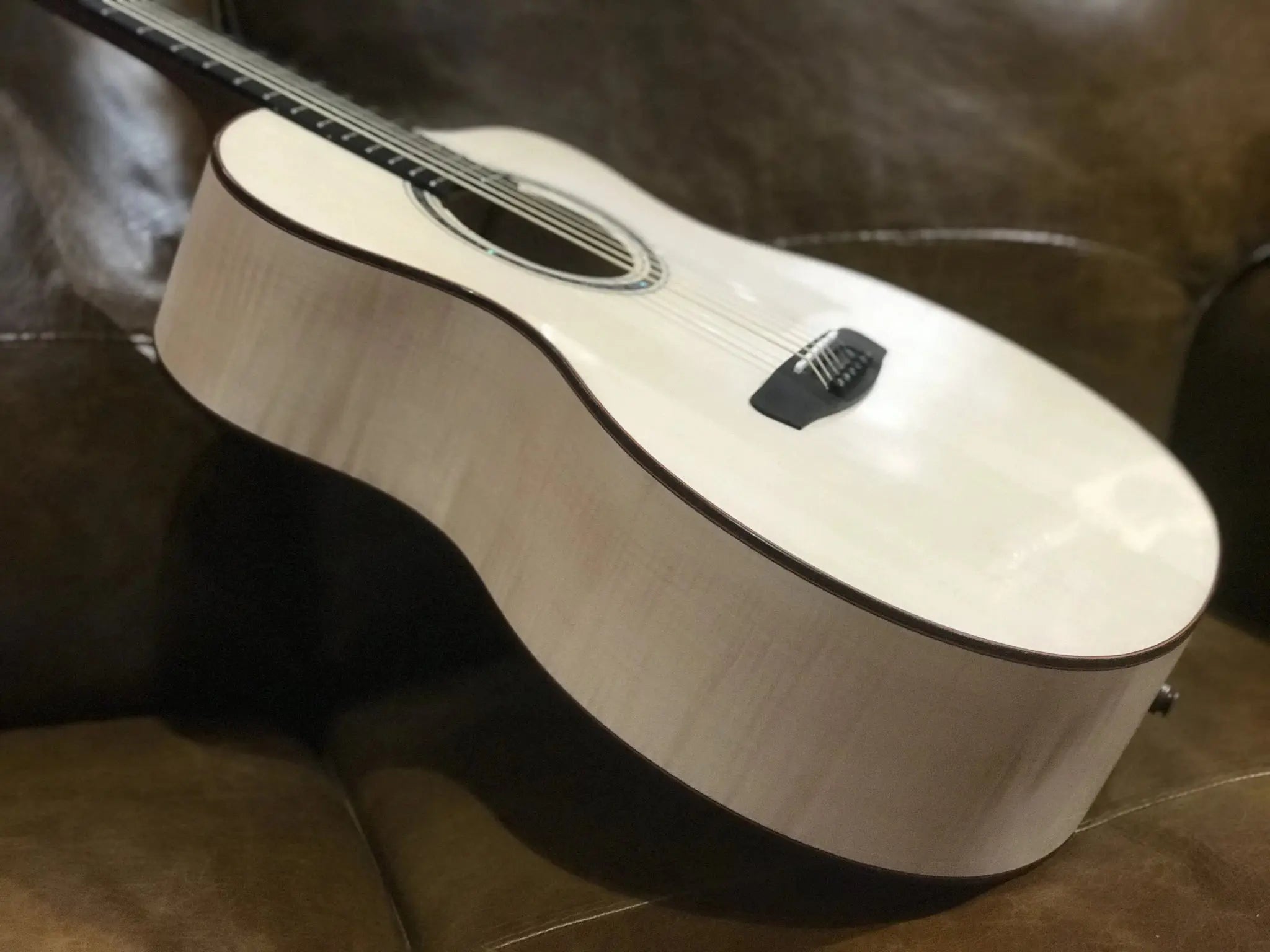 Dowina Maple / Rosewood / Maple Trio Plate GAC - Richards Guitars Of Stratford Upon Avon