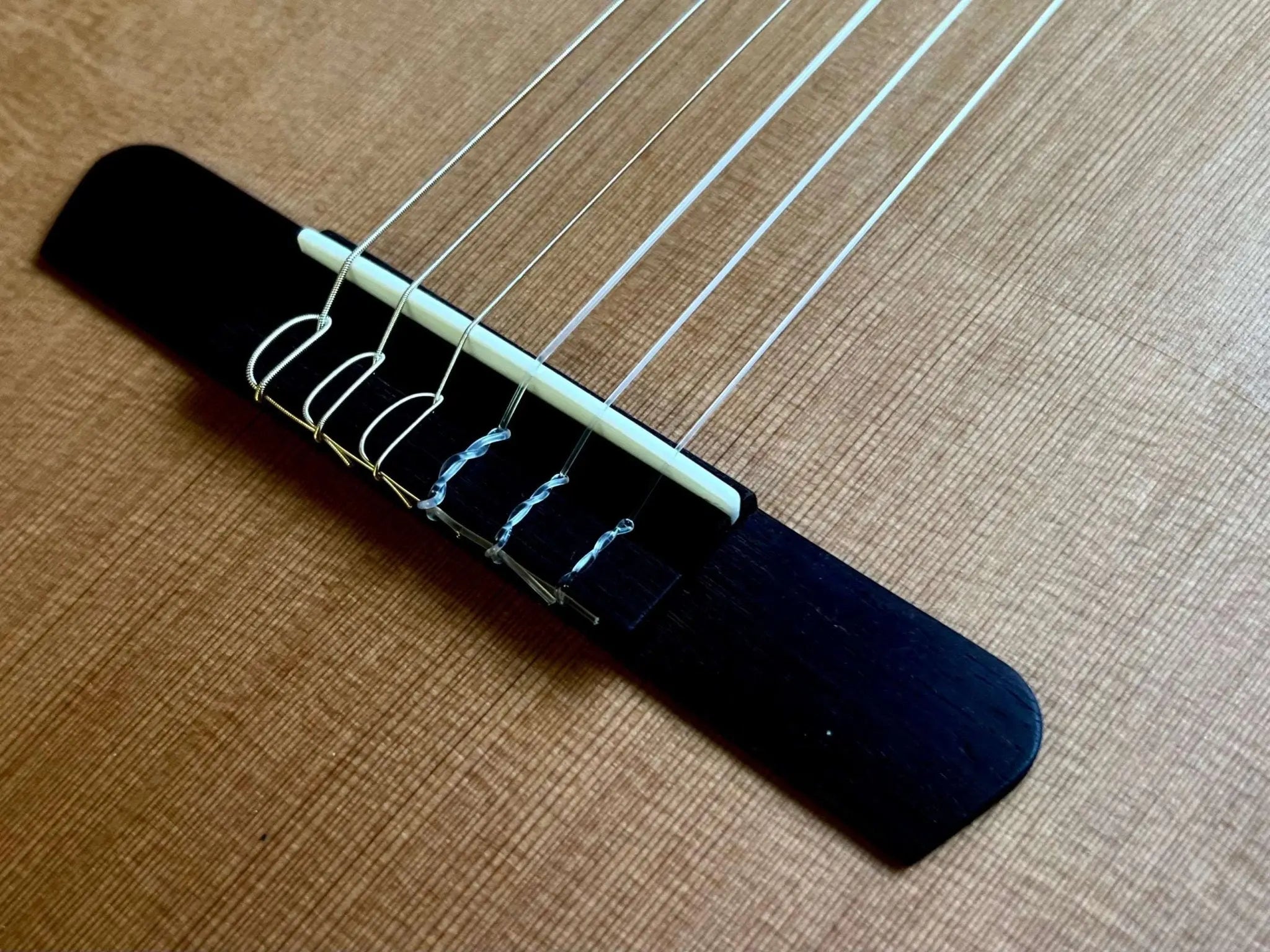 Dowina Rosewood (Ceres) HC Hybrid Nylon String Cutaway - Richards Guitars Of Stratford Upon Avon