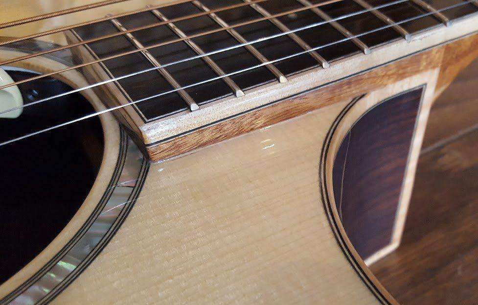 Eastman AC822CE - FF Fan Fretted GA model w/ cutaway (Price inc. Custom Pro Setup Package) - Richards Guitars Of Stratford Upon Avon