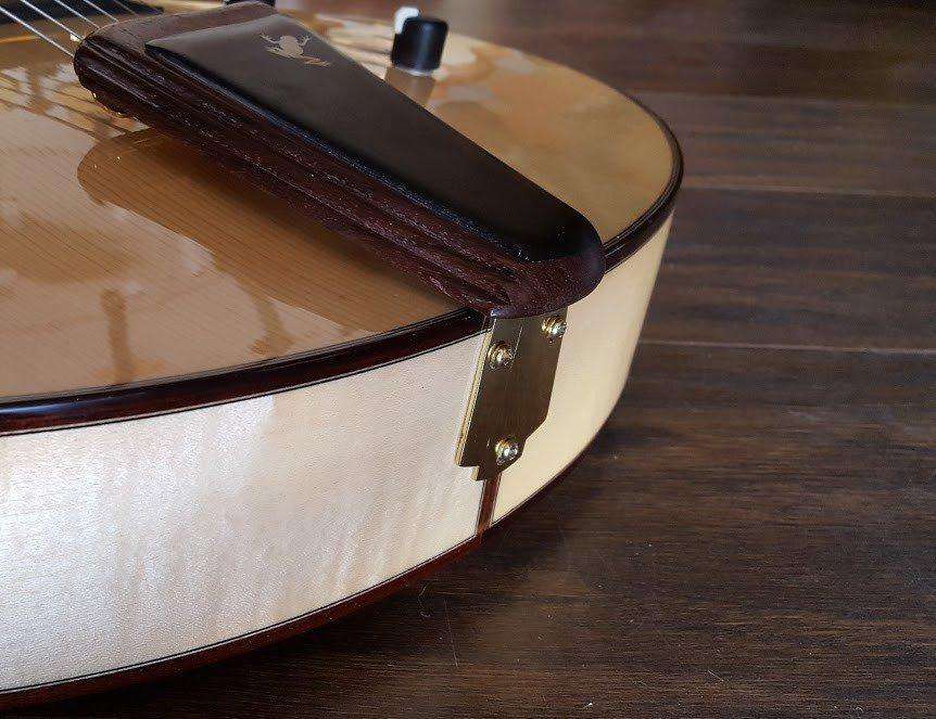 Eastman AR880CE - BD (Price inc. Custom Pro Setup Package) - Richards Guitars Of Stratford Upon Avon