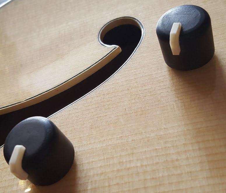 Eastman AR880CE - BD (Price inc. Custom Pro Setup Package) - Richards Guitars Of Stratford Upon Avon