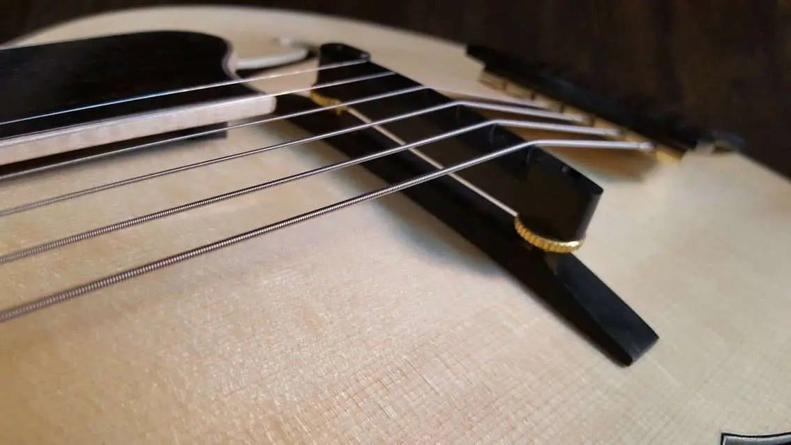 Eastman AR905CE Blonde (Price inc. Custom Pro Setup Package) - Richards Guitars Of Stratford Upon Avon