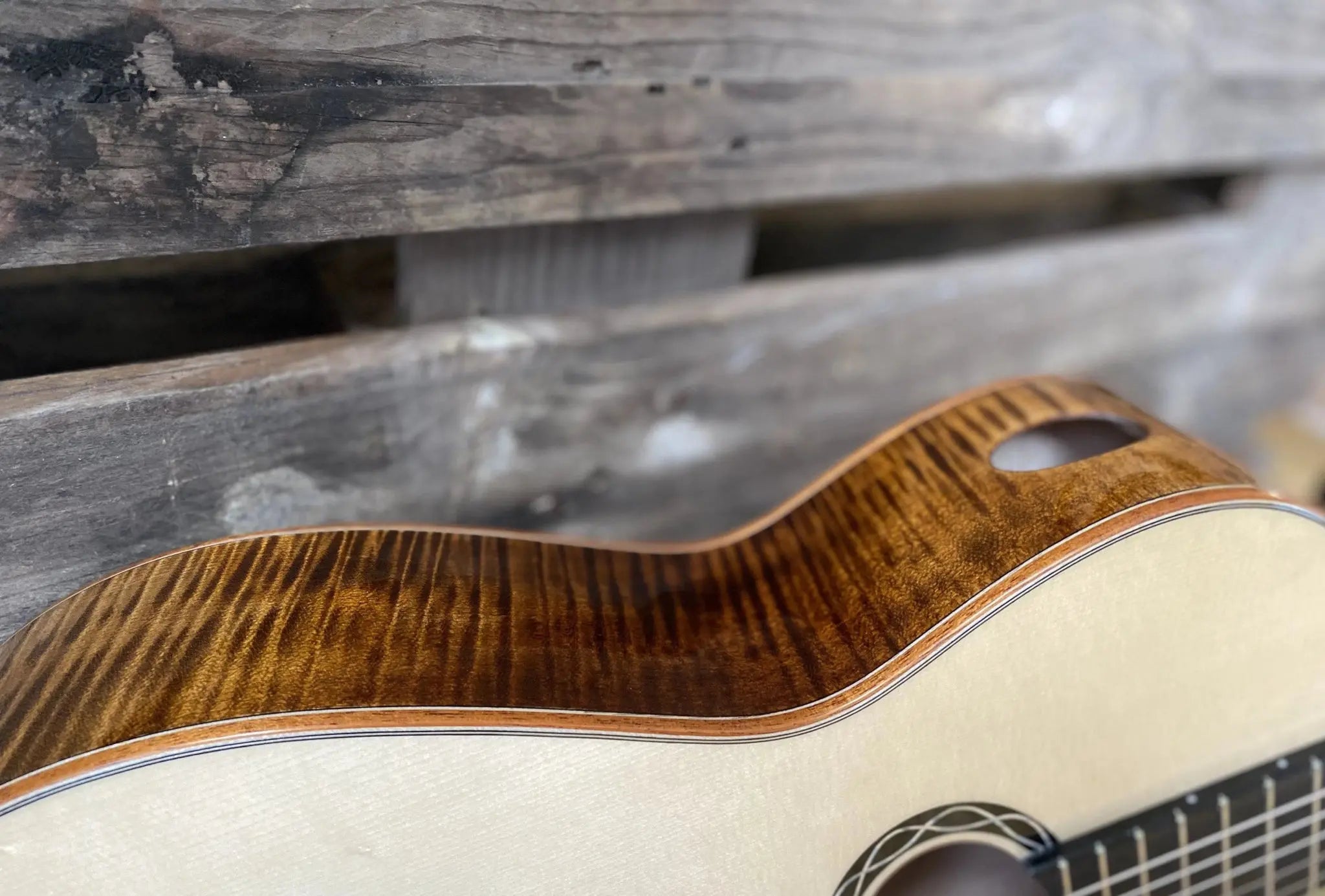 Eastman Cabaret 49mm Nut Nylon Electro Hybrid (Price inc. Custom Pro Setup Package) - Richards Guitars Of Stratford Upon Avon