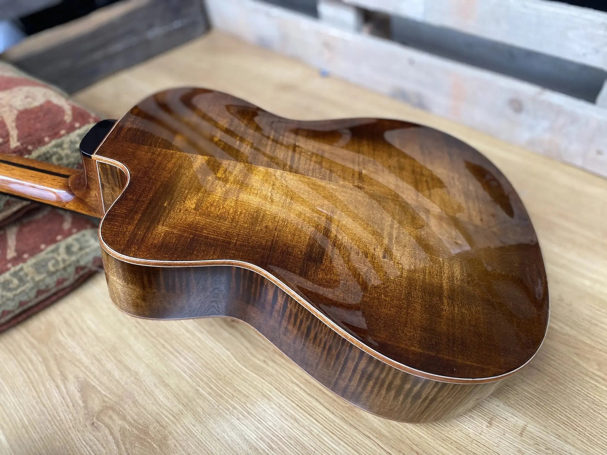 Eastman Cabaret 49mm Nut Nylon Electro Hybrid (Price inc. Custom Pro Setup Package) - Richards Guitars Of Stratford Upon Avon