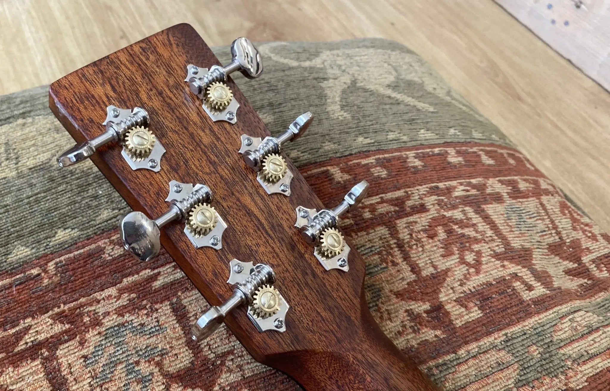 Eastman E1 OM Inc Premium Eastman Gigbag (Price inc. Custom Pro Setup Package) - Richards Guitars Of Stratford Upon Avon