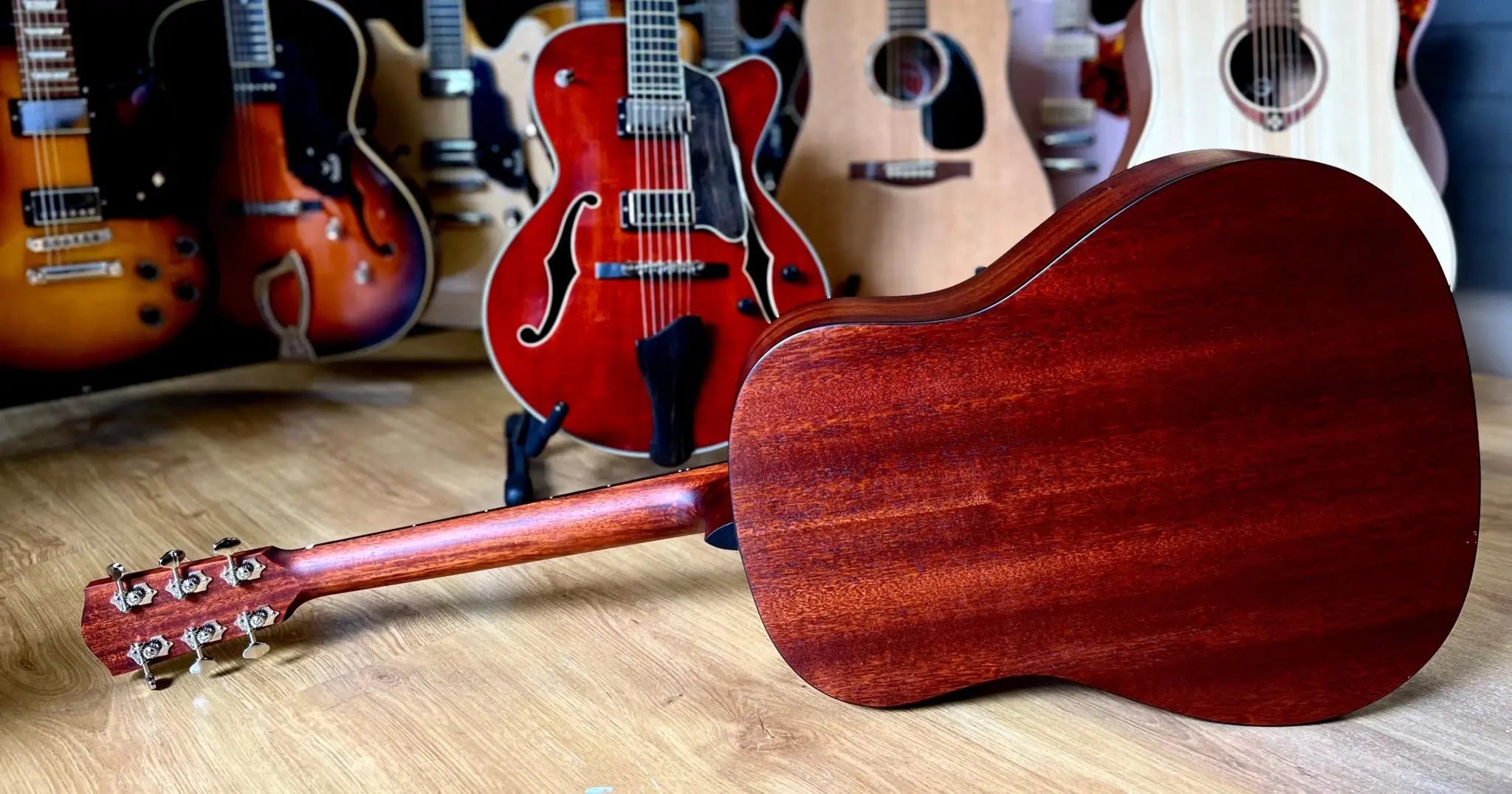 Eastman E1SS - SB, Sunburst, Acoustic Guitar (Price inc. Custom Pro Setup Package) - Richards Guitars Of Stratford Upon Avon