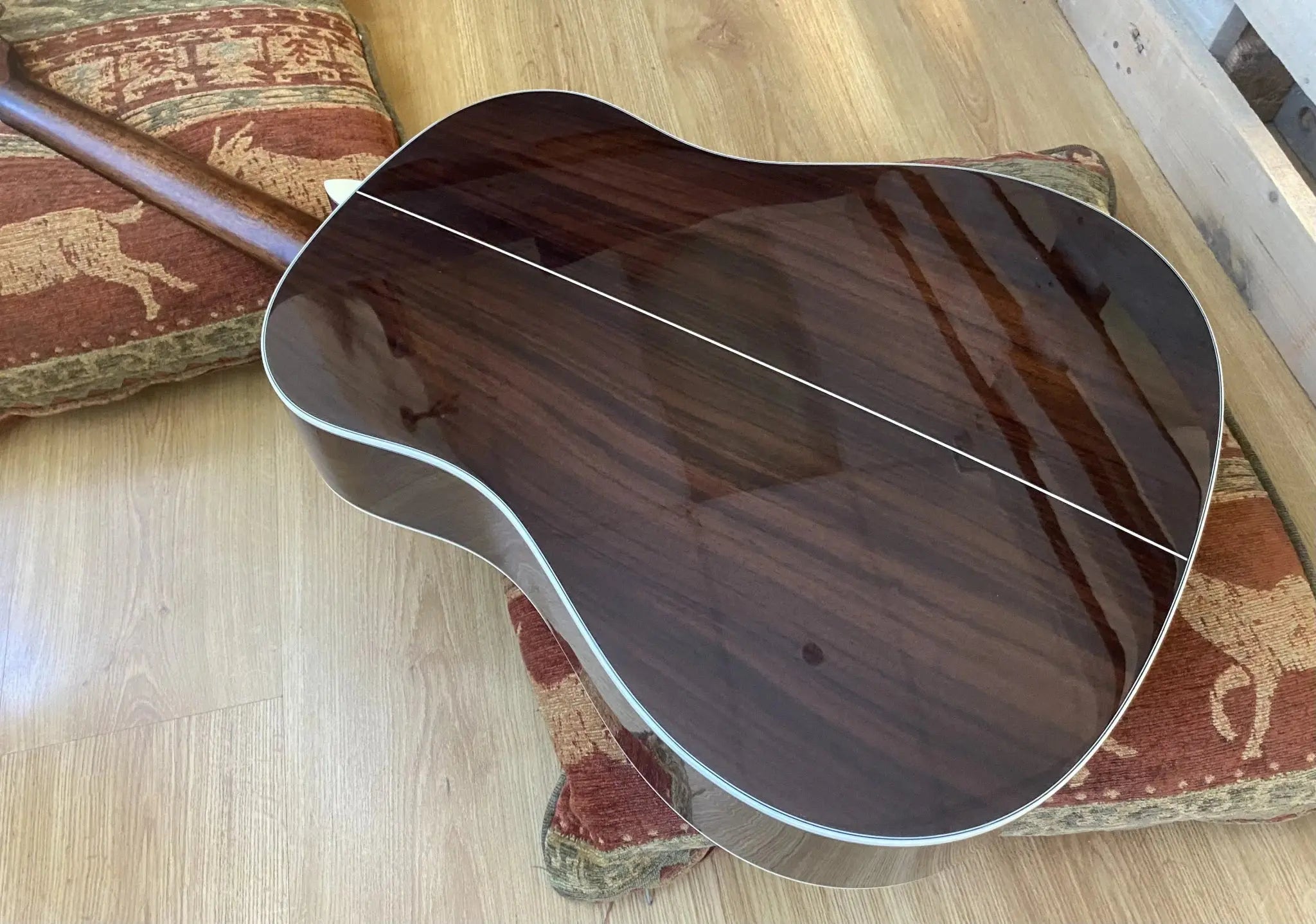 Eastman E20 SS TC Slope Shoulder dreadnought (Price inc. Custom Pro Setup Package) - Richards Guitars Of Stratford Upon Avon