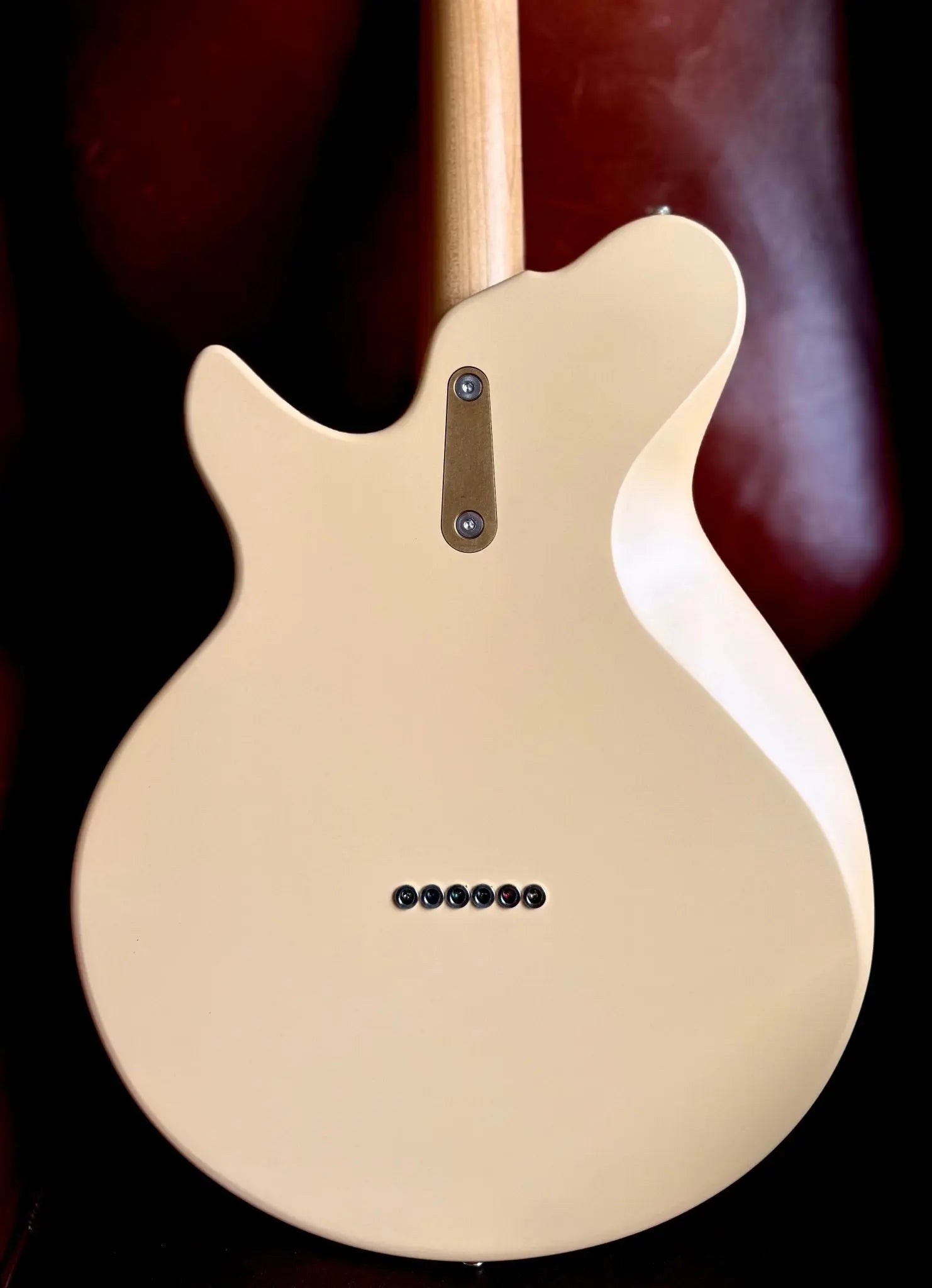 Eastman Fullertone SC52 Desert Sand (Price inc. Custom Pro Setup Package) - Richards Guitars Of Stratford Upon Avon