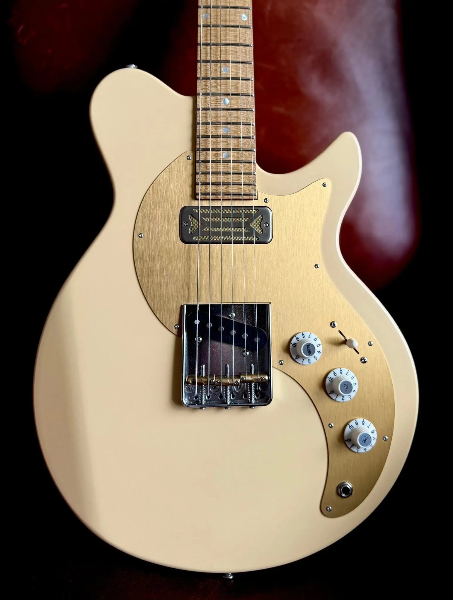 Eastman Fullertone SC52 Desert Sand (Price inc. Custom Pro Setup Package) - Richards Guitars Of Stratford Upon Avon