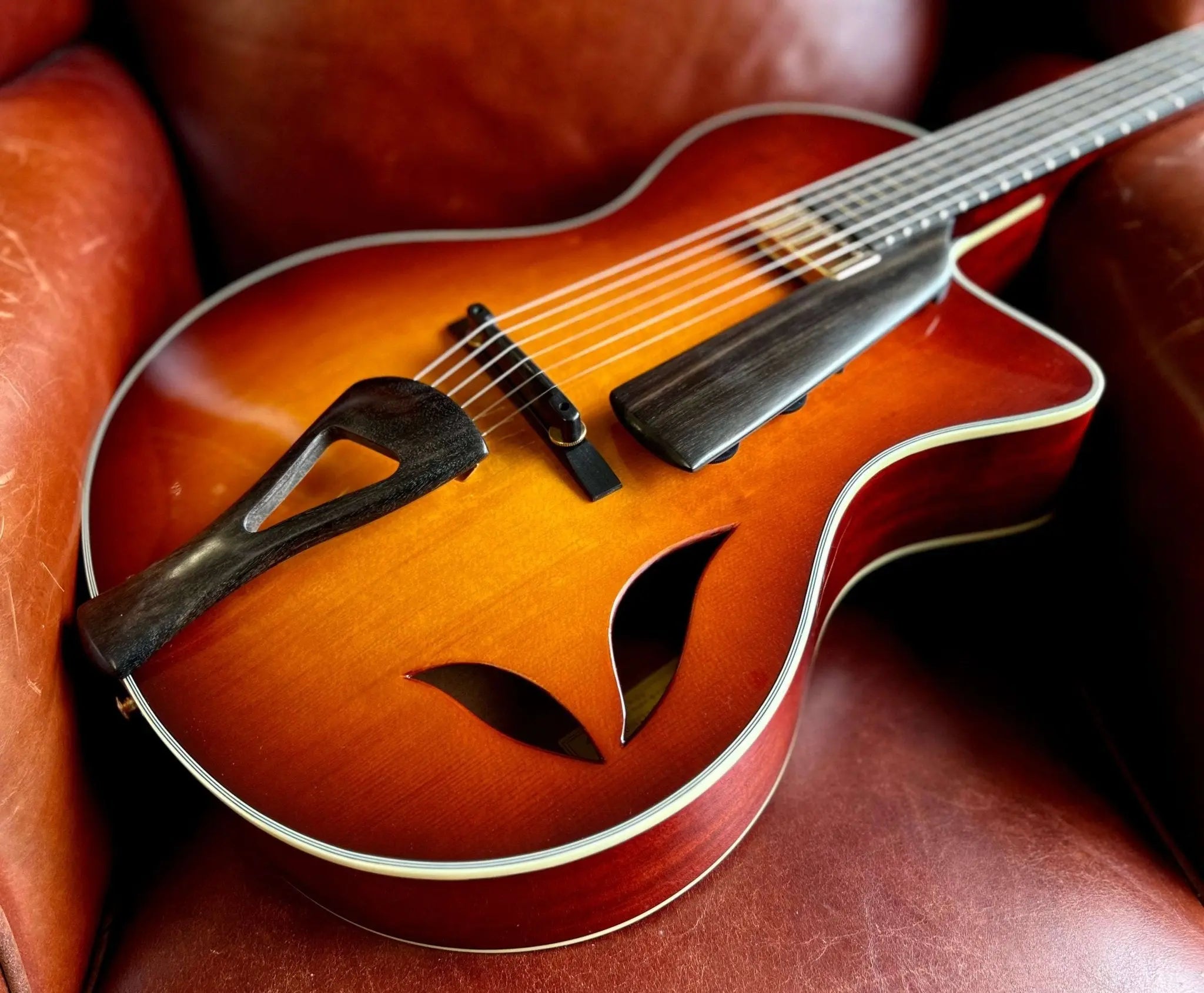 Eastman FV680CE - SB FRANK VIGNOLA MODEL (Price inc. Custom Pro Setup Package) - Richards Guitars Of Stratford Upon Avon