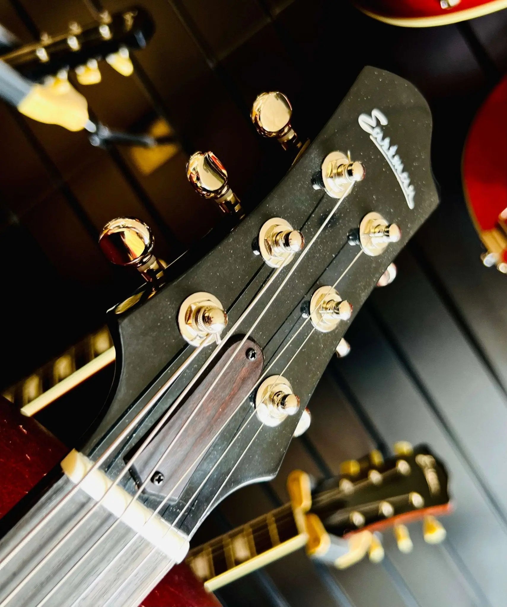 Eastman Romeo NYC, Electric guitar (Price inc. Custom Pro Setup Package) - Richards Guitars Of Stratford Upon Avon