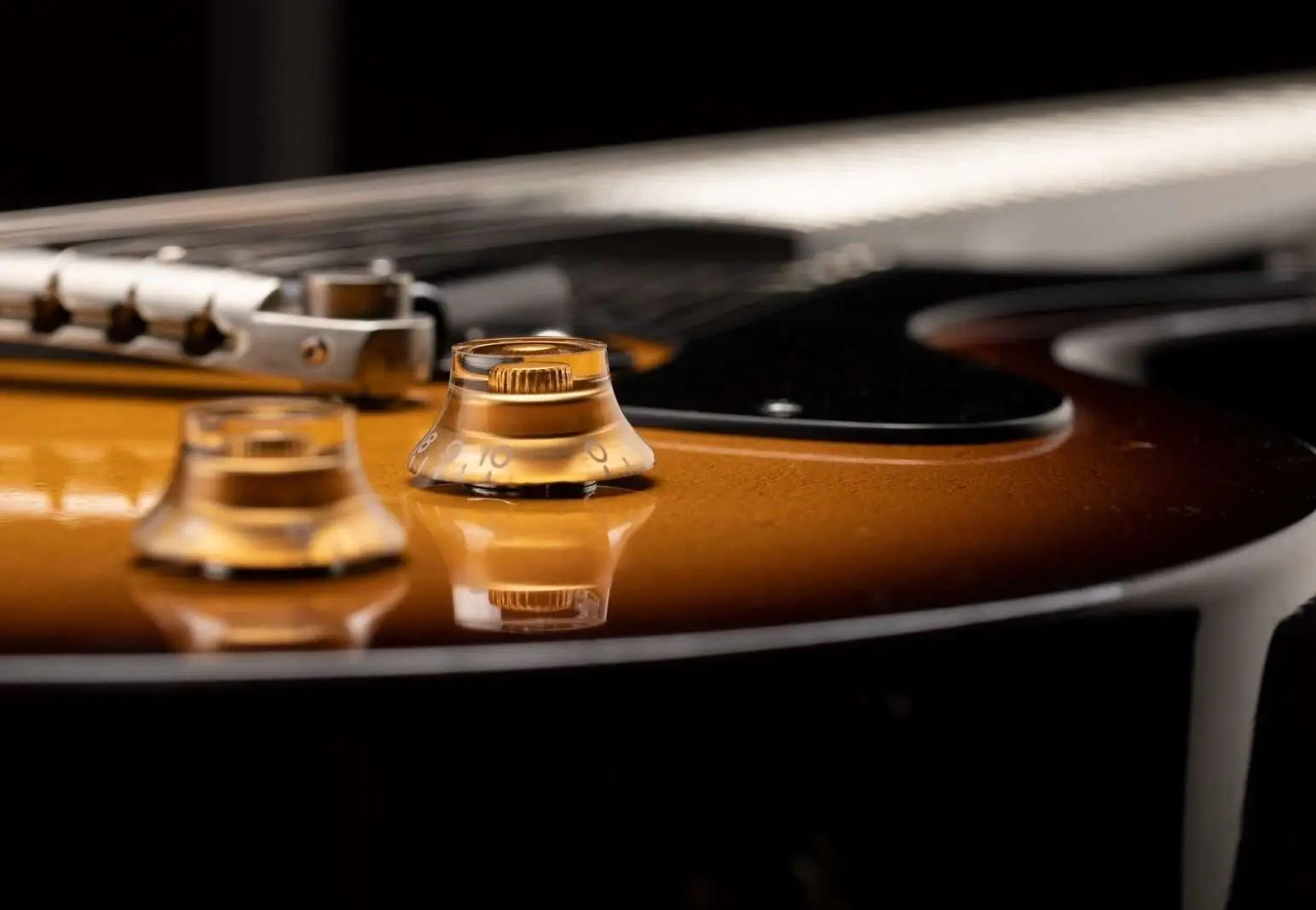 Eastman SB55/v - SB (Price inc. Custom Pro Setup Package) - Richards Guitars Of Stratford Upon Avon