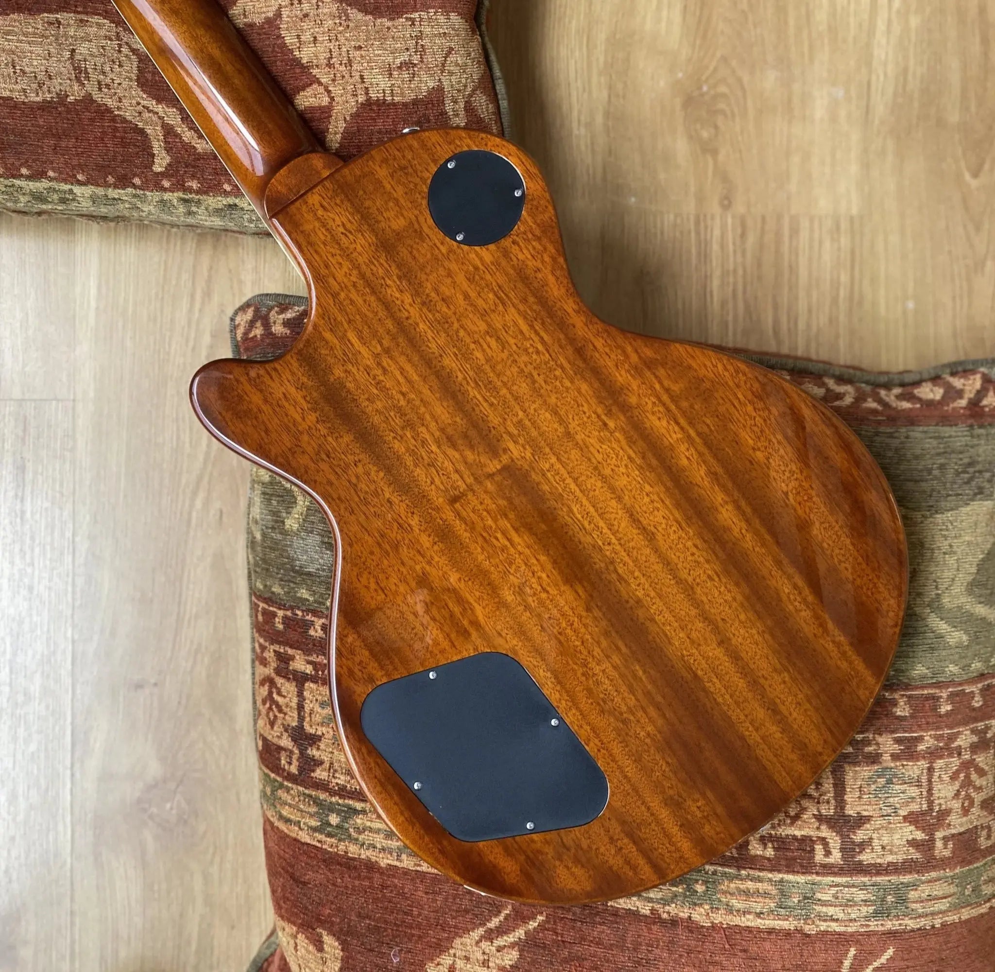 Eastman SB59 GB (Goldburst) (Price inc. Custom Pro Setup Package) - Richards Guitars Of Stratford Upon Avon