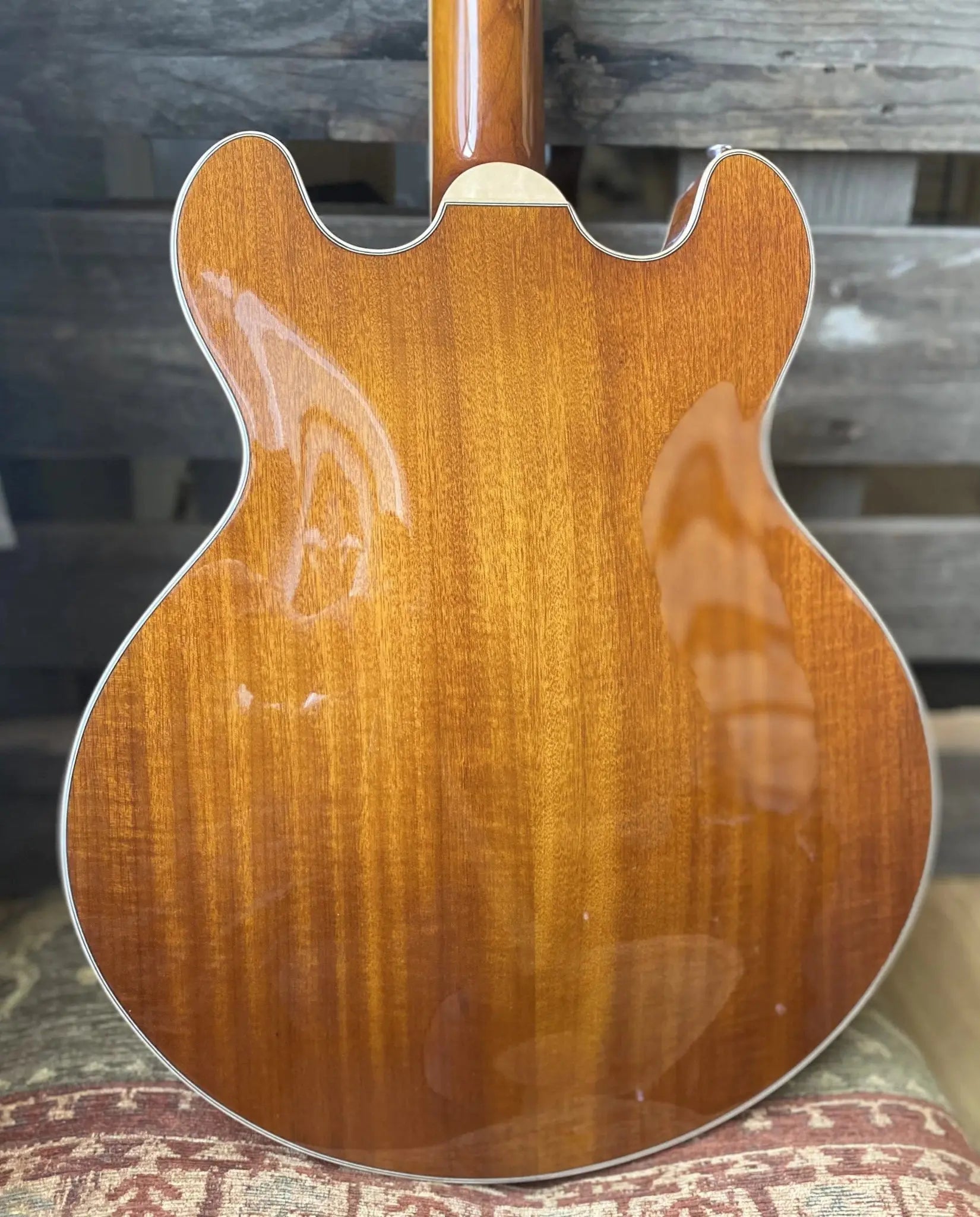 Eastman T185mx GB (Price inc. Custom Pro Setup Package) - Richards Guitars Of Stratford Upon Avon