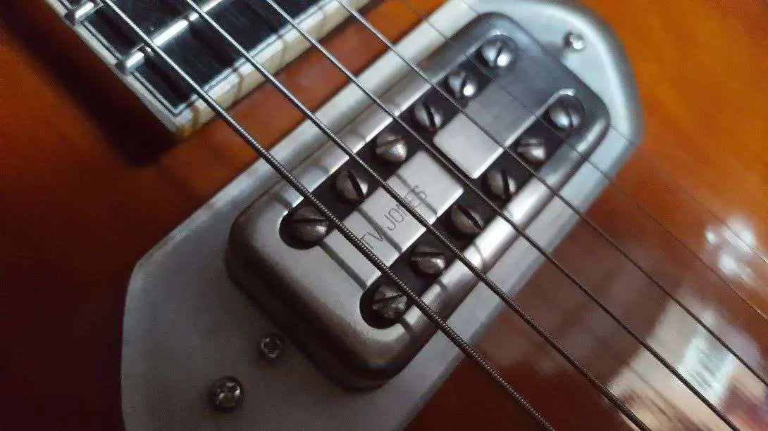 Eastman T58/V Amber (Price inc. Custom Pro Setup Package) - Richards Guitars Of Stratford Upon Avon