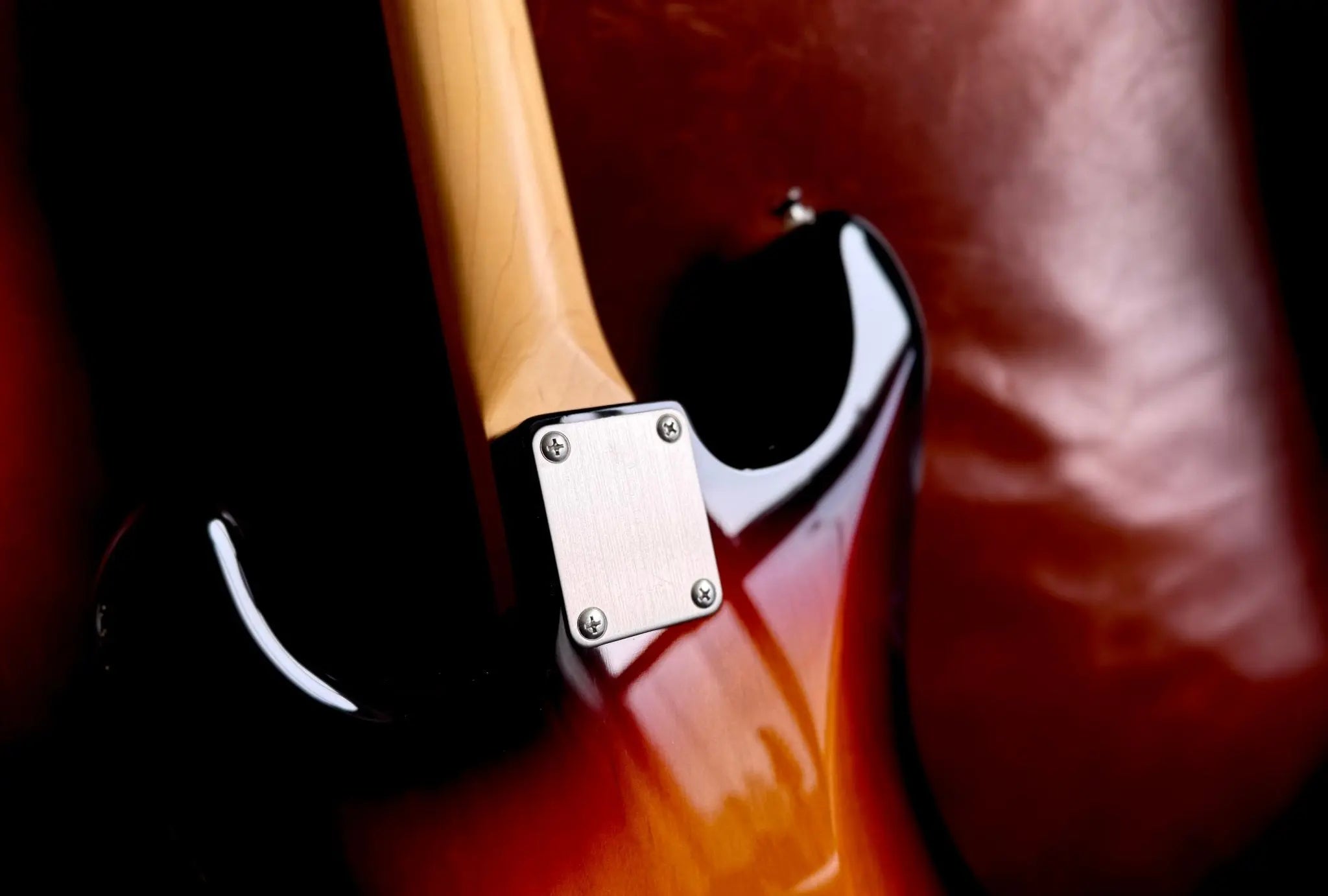 FGN Neoclassic NST100RAL (Alder 3 Tone Sunburst) - Richards Guitars Of Stratford Upon Avon