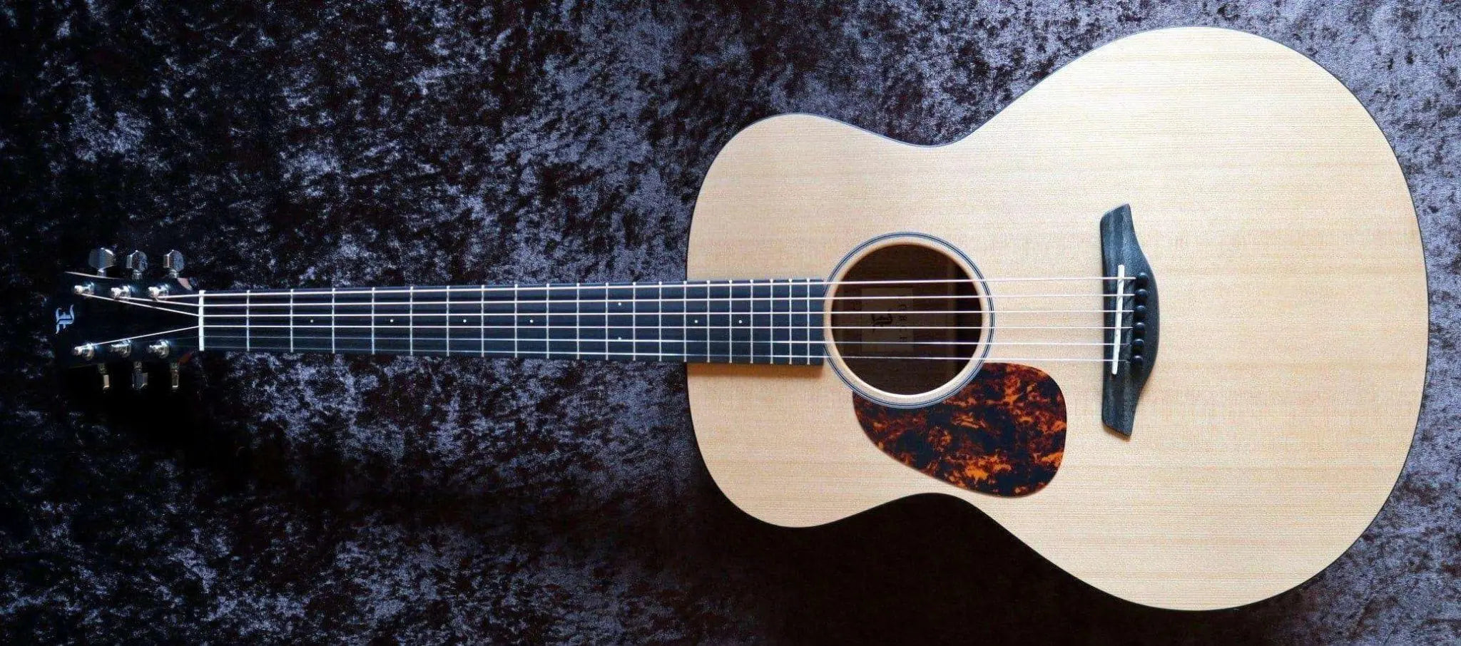 Furch Blue G CM Left Handed (Grand Auditorium / Cedar / Mahogany) Acoustic Guitar (2025 CNR Active Upgrade Model) - Richards Guitars Of Stratford Upon Avon