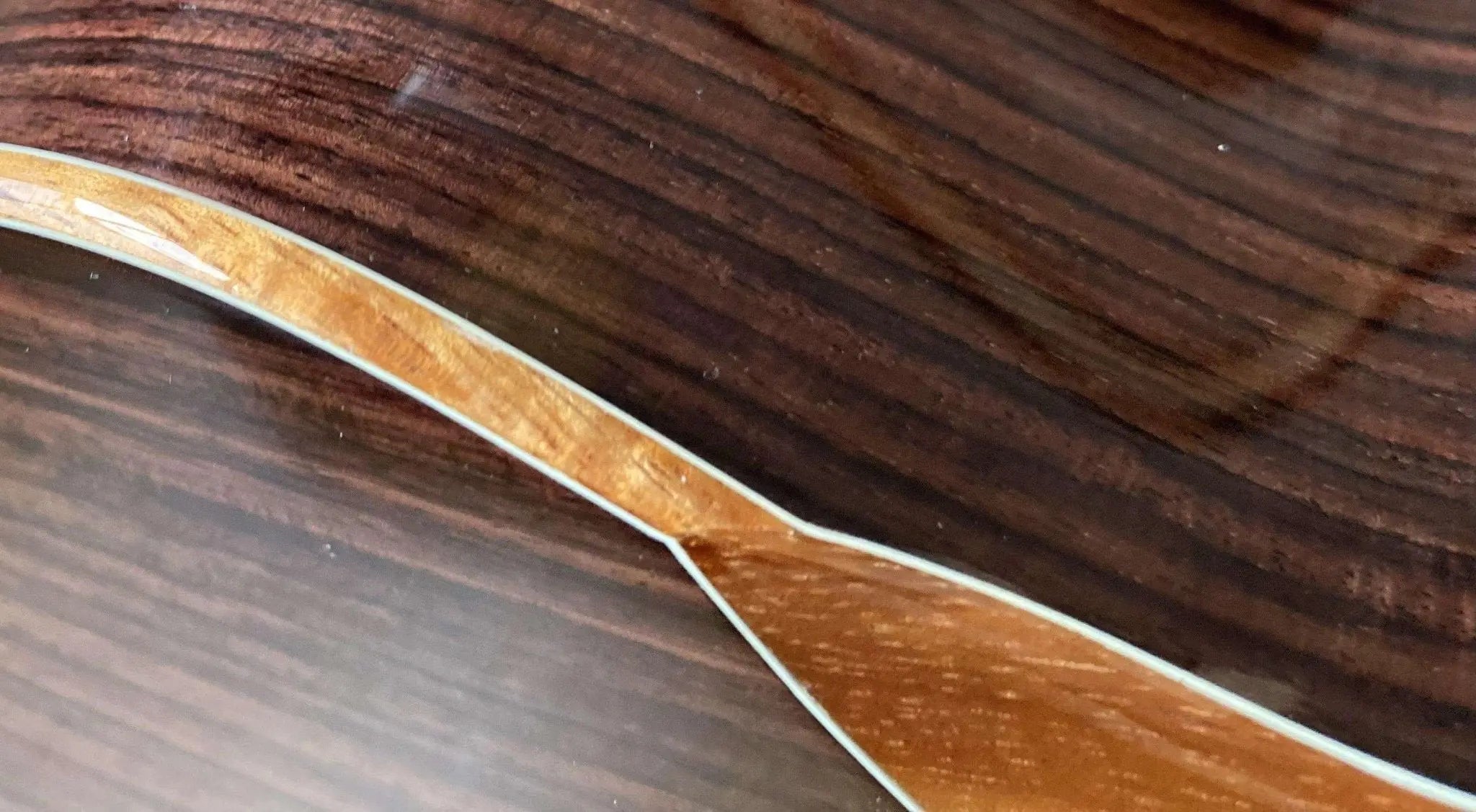 Furch Red Deluxe Gc SR with Duo Bevel Master Grade Spruce/Rosewood (2025 CNR Active Upgrade Model) - Richards Guitars Of Stratford Upon Avon