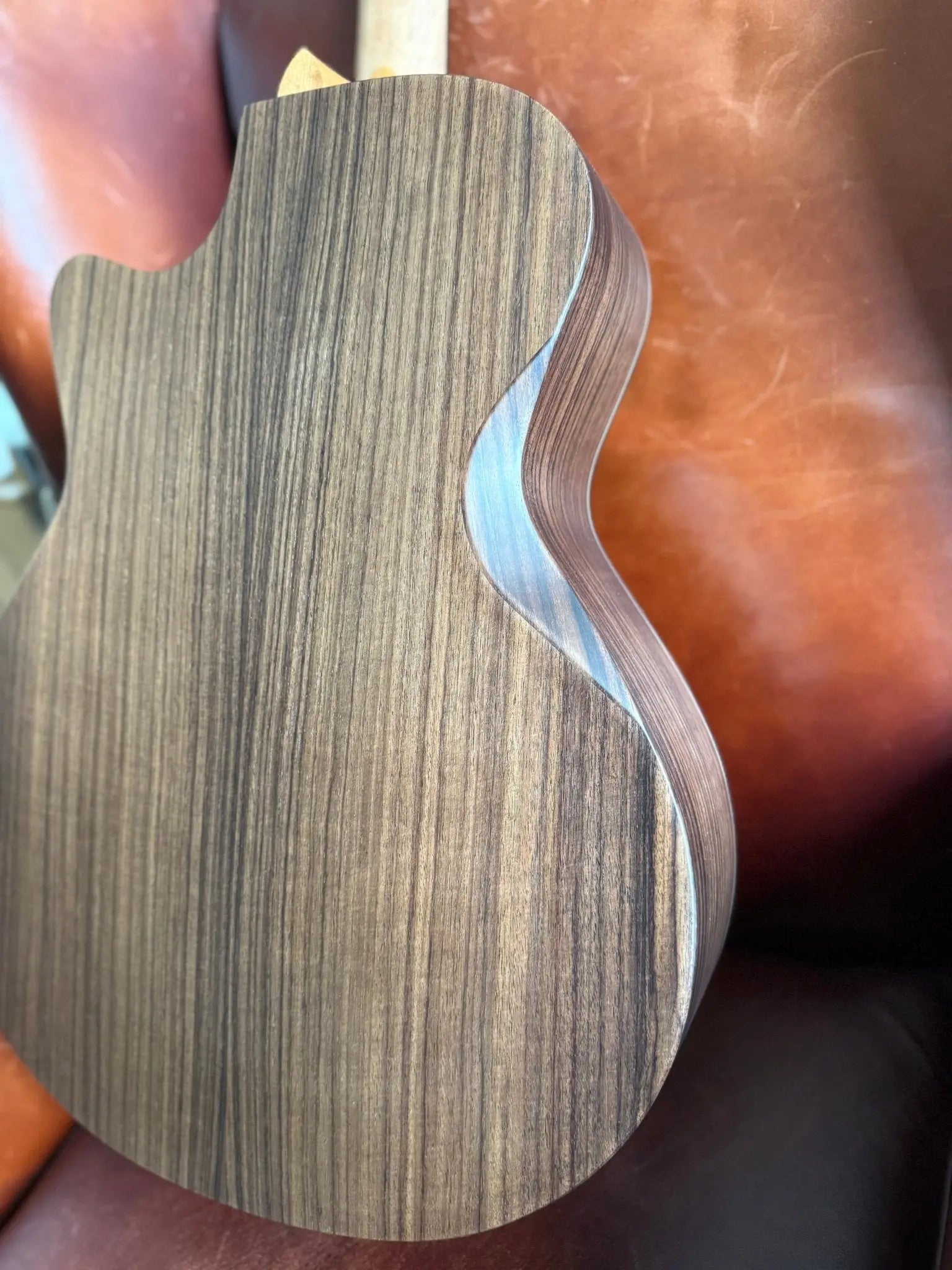 Furch Violet Deluxe Gc ER Deluxe Engelmann Spruce With Rosewood Back & Sides Acoustic Guitar (2025 CNR Active Upgrade Model) - Richards Guitars Of Stratford Upon Avon