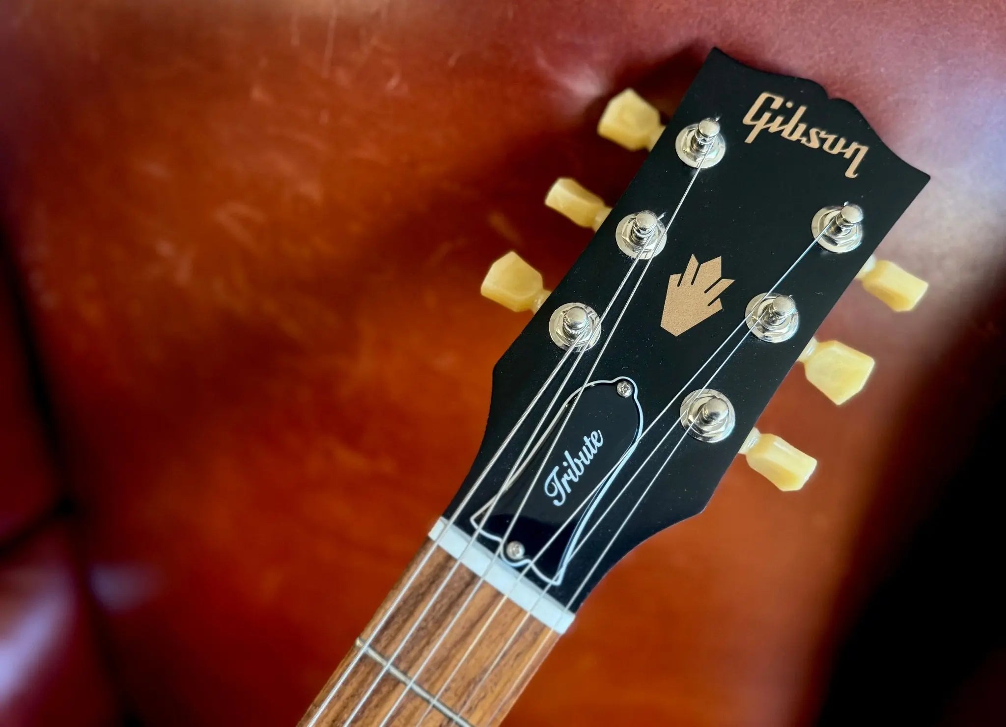 Gibson Tribute SG in Natural Walnut (used) - Richards Guitars Of Stratford Upon Avon