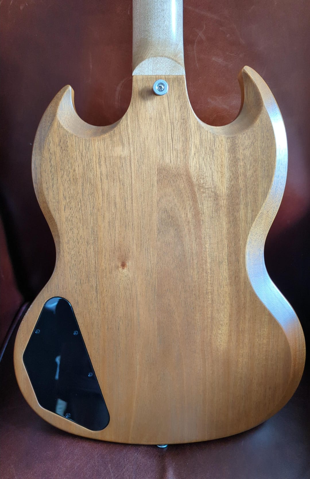 Gibson Tribute SG in Natural Walnut (used) - Richards Guitars Of Stratford Upon Avon