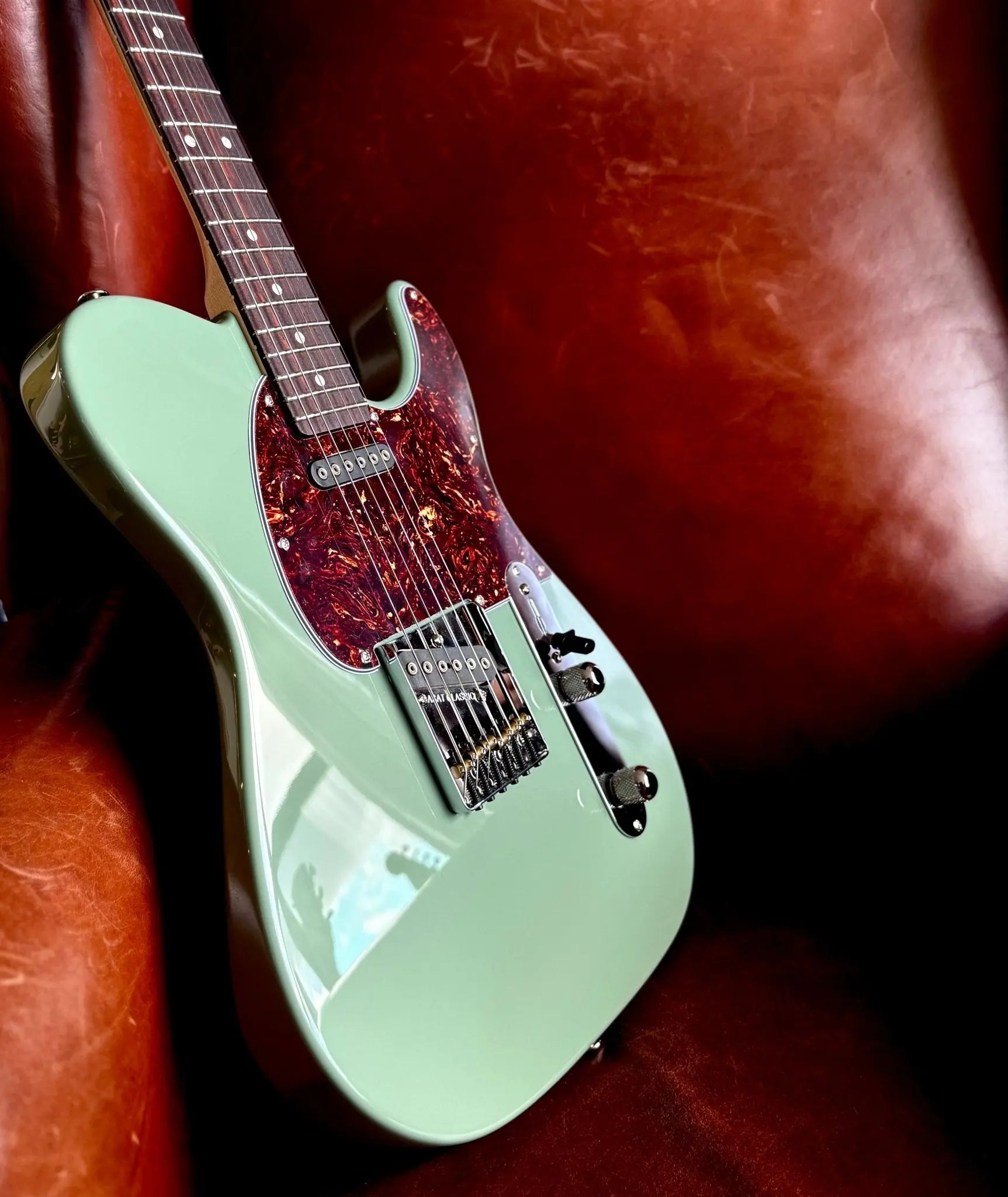 G&L Fullerton Deluxe ASAT Classic Matcha Green over Alder w' Deluxe Gigbag - Richards Guitars Of Stratford Upon Avon