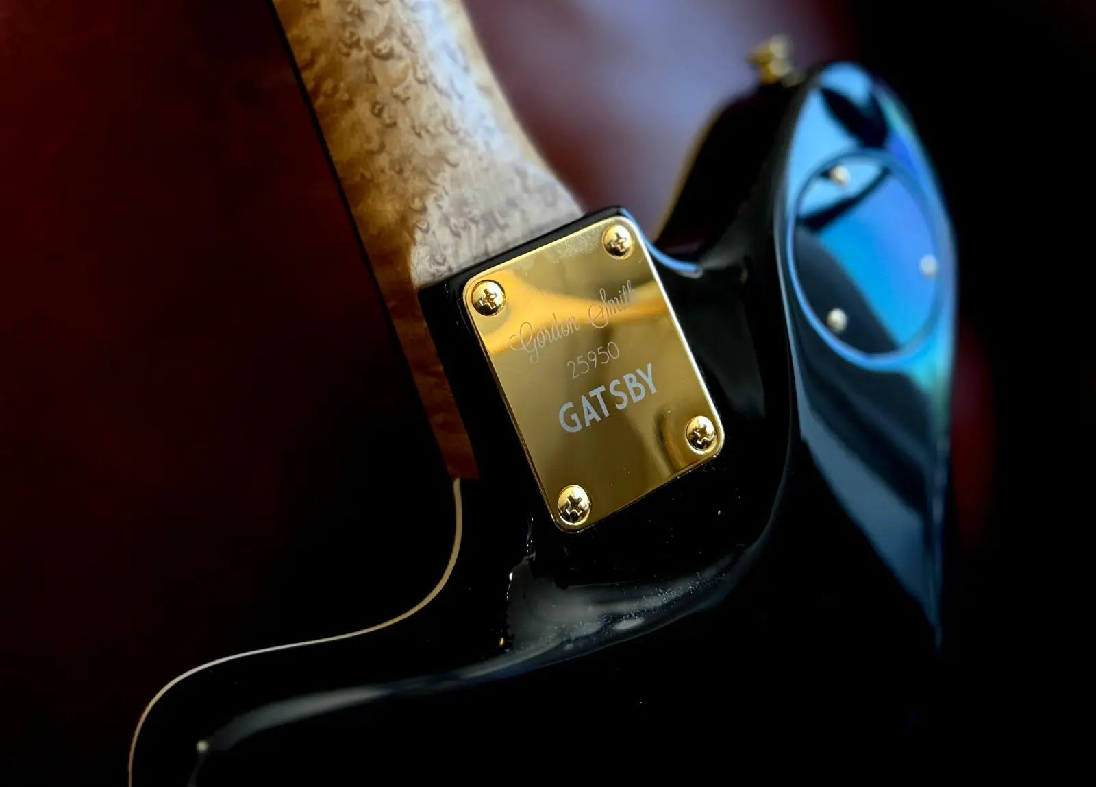 Gordon Smith Gatsby Deluxe - Jet Black - Richards Guitars Of Stratford Upon Avon