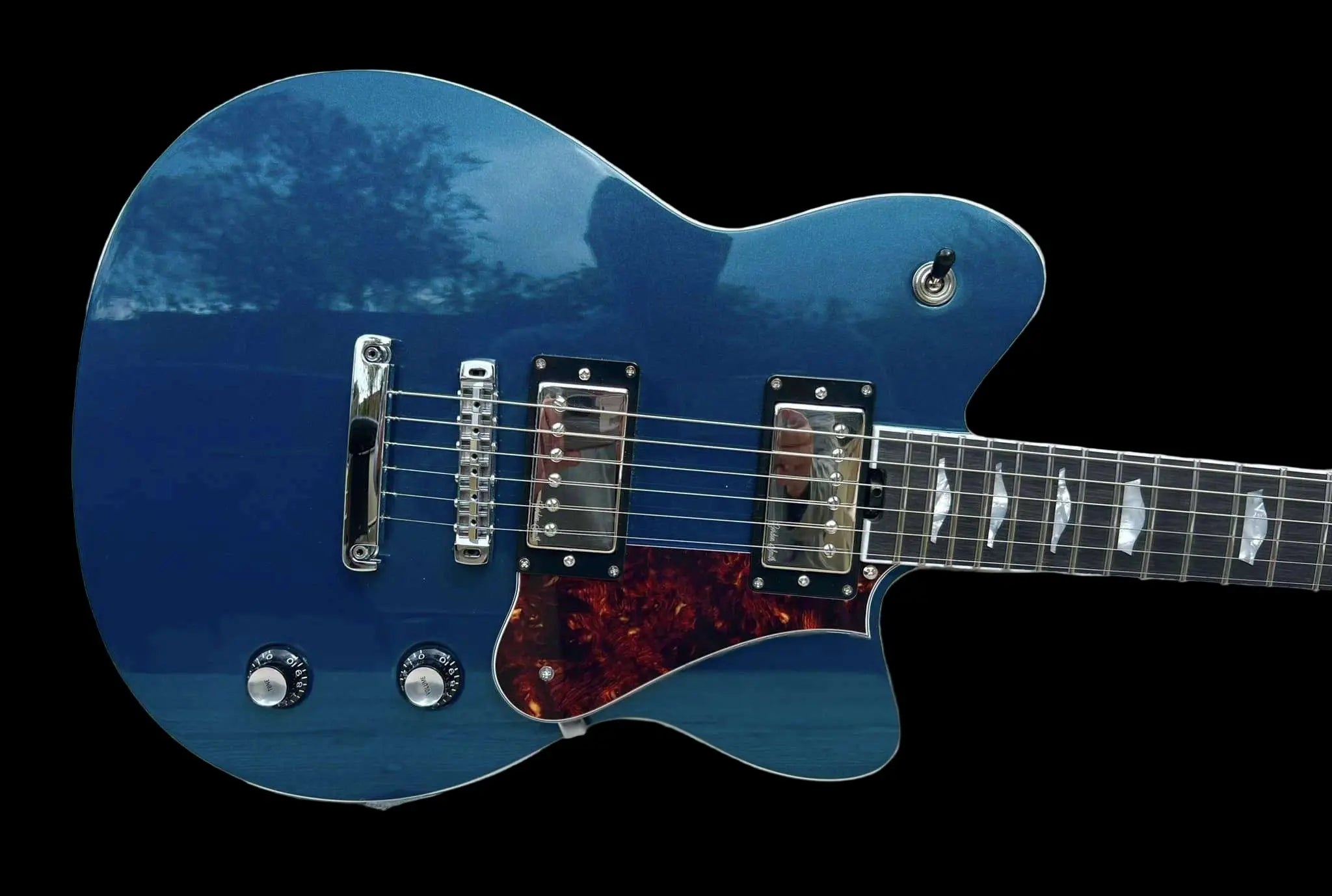 Gordon Smith Grande (Blue) Plus Hand Made Walsall Leather Guitar Strap (Worth £120) - Richards Guitars Of Stratford Upon Avon